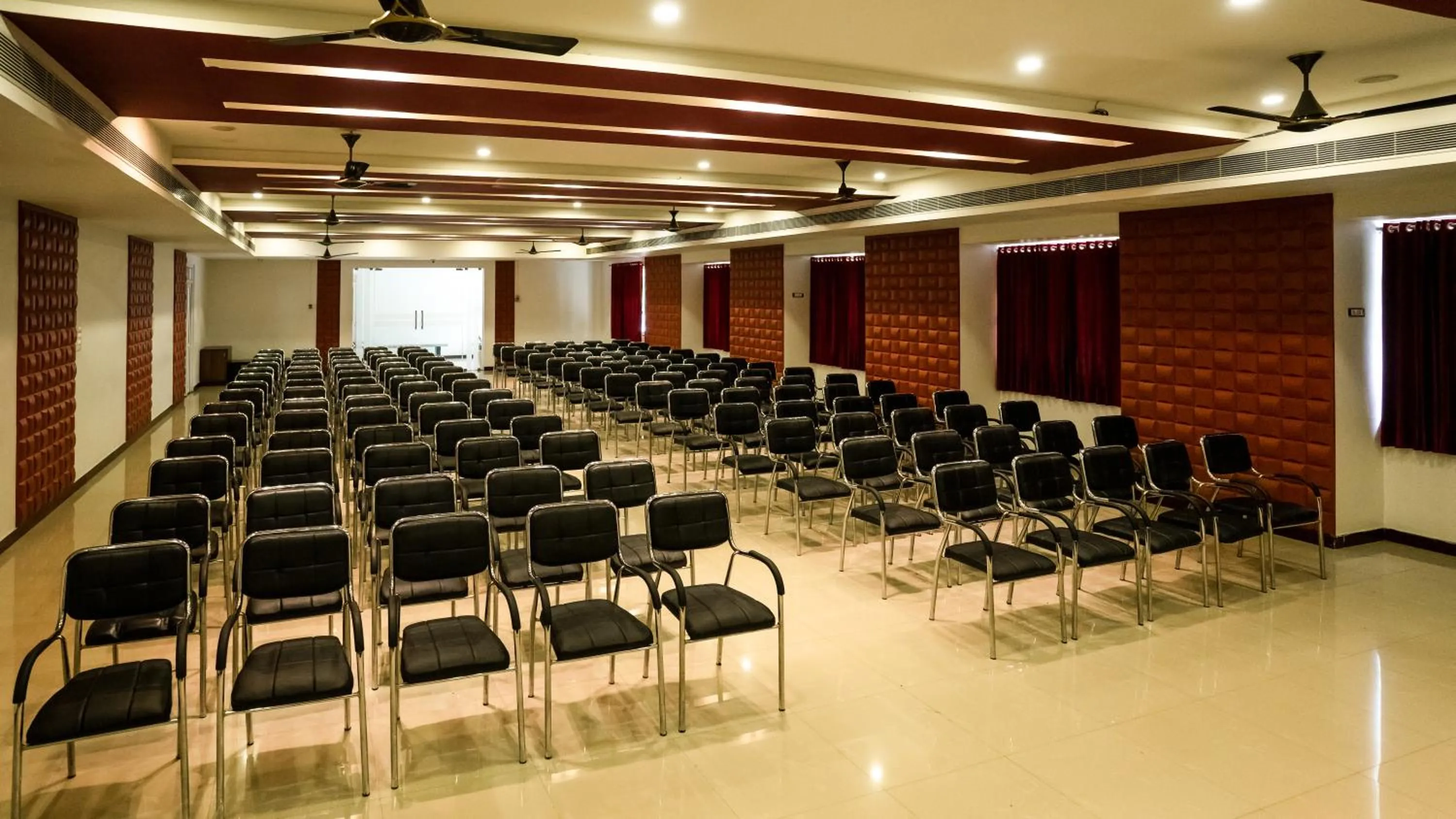 Meeting/conference room in Sakthi River Resort