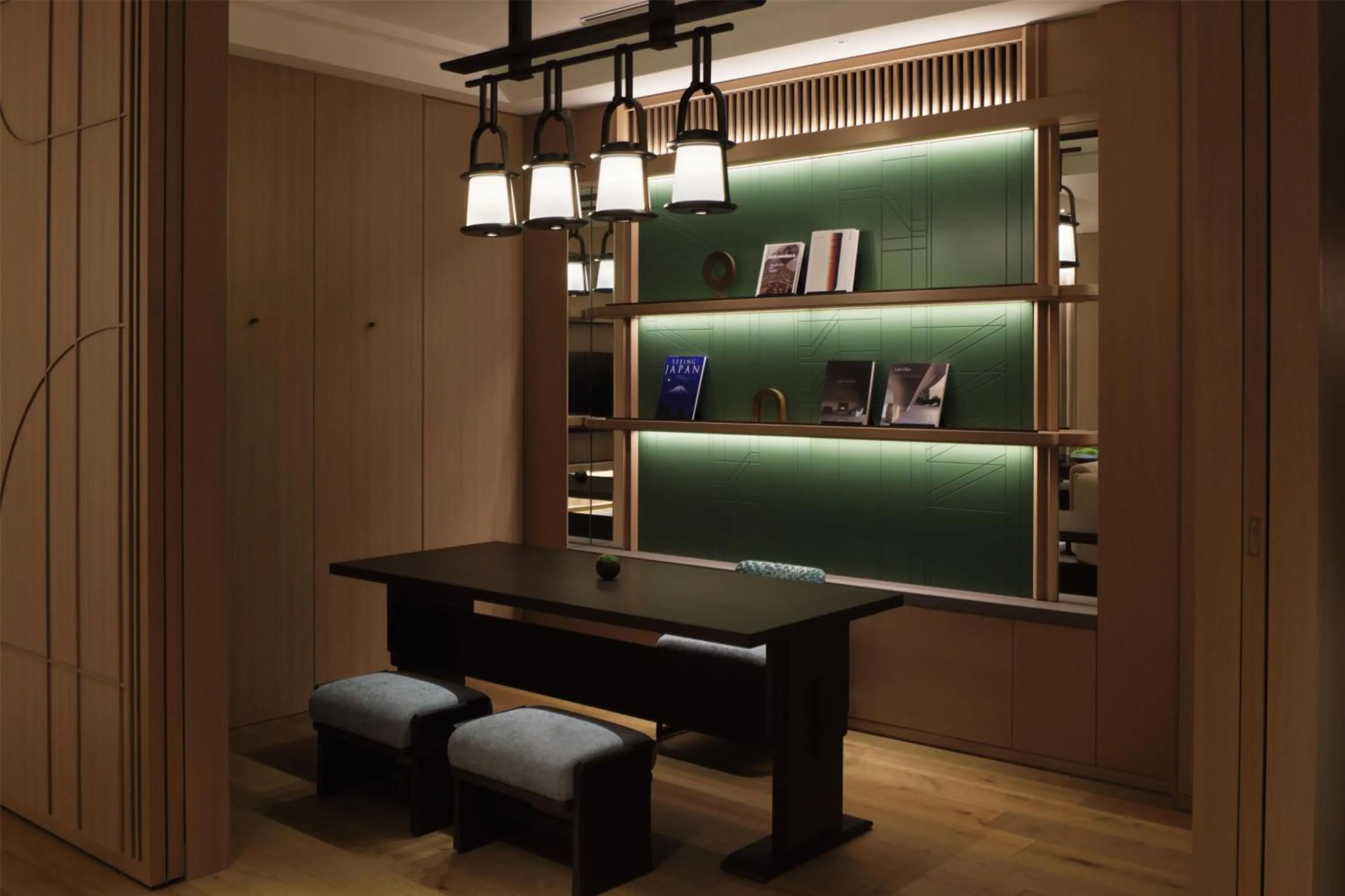 Bedroom in Waldorf Astoria Osaka