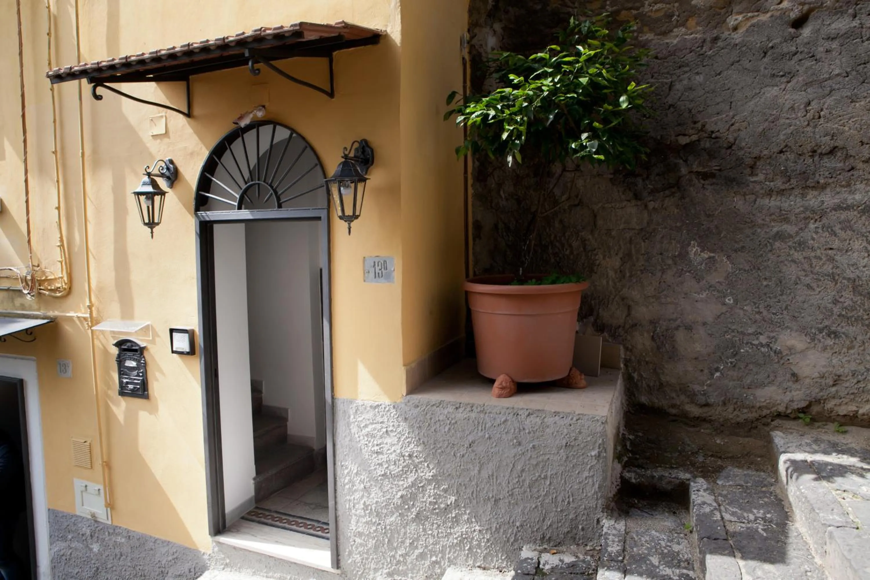 Facade/entrance in B&B La Veduta