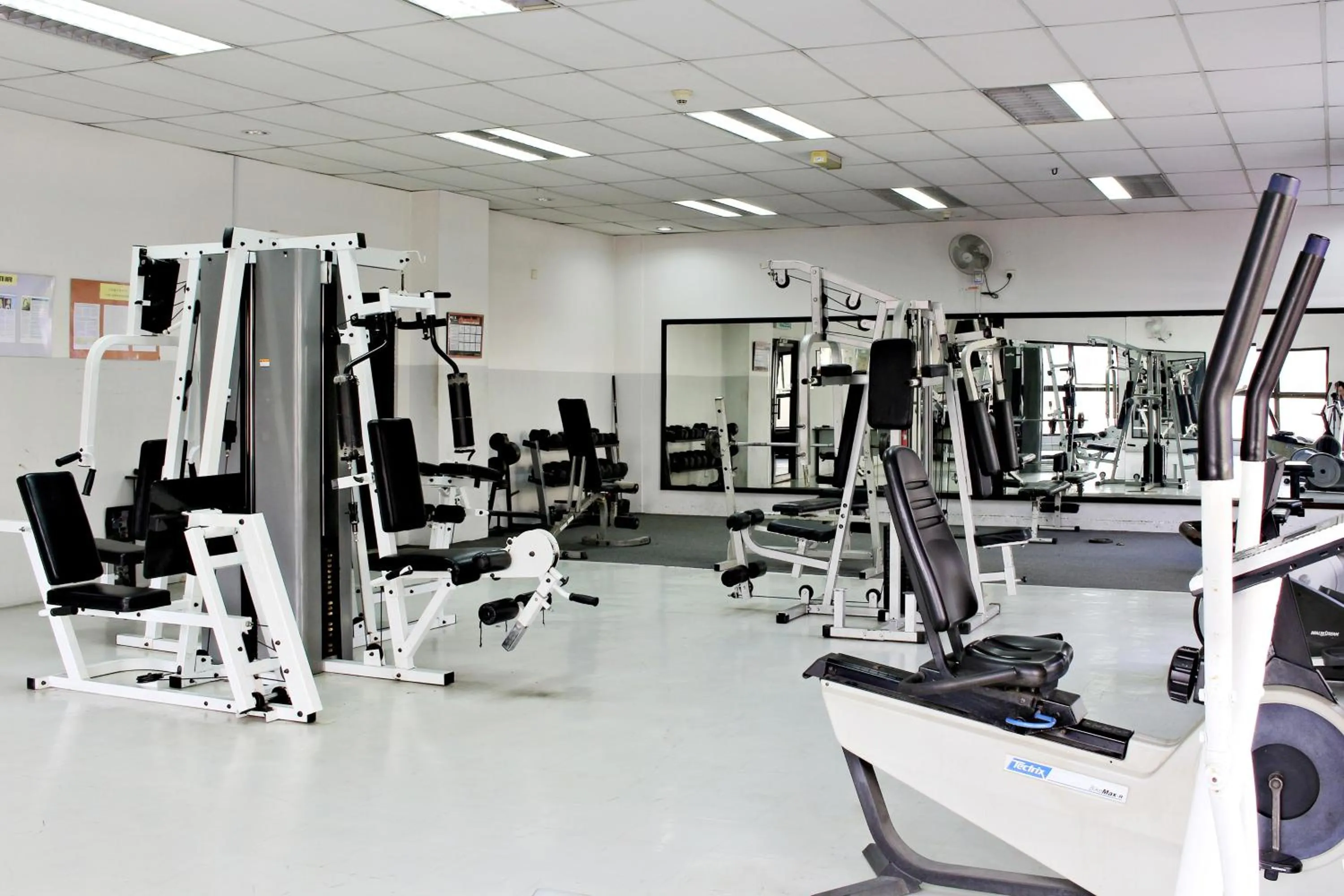 Fitness centre/facilities in KK Vacation Apartments-Marina Court - STAY AND GET CASH REBATE