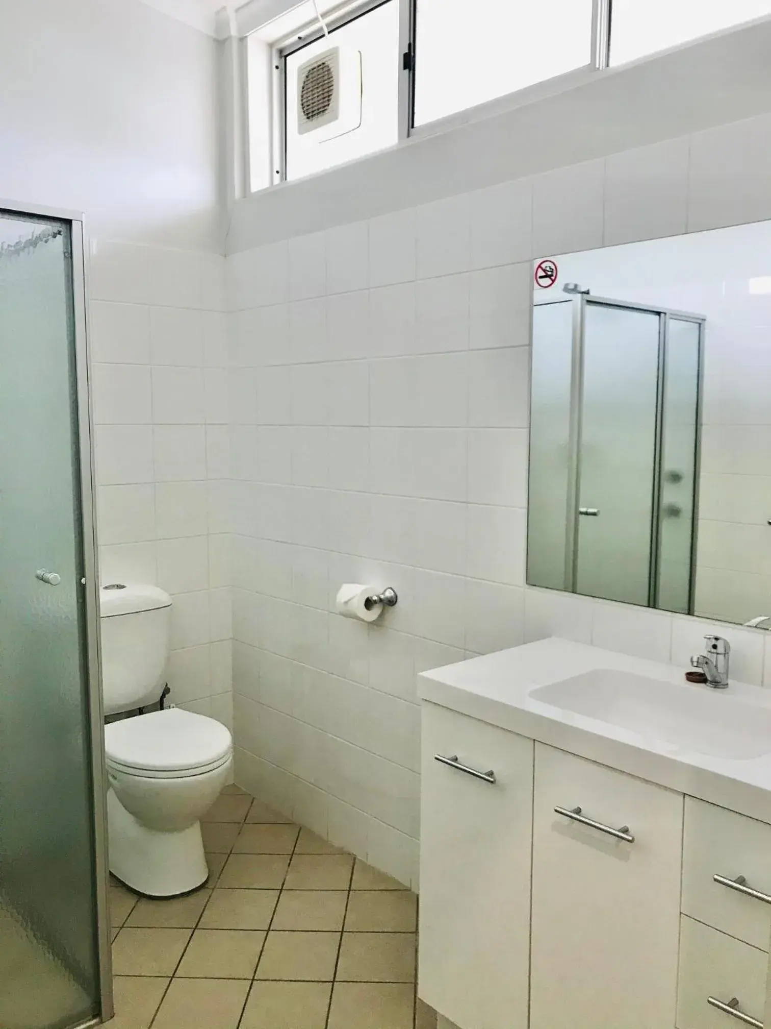 Deluxe Double Room in Highway One Motel Deluxe Double Room in Highway One Motel