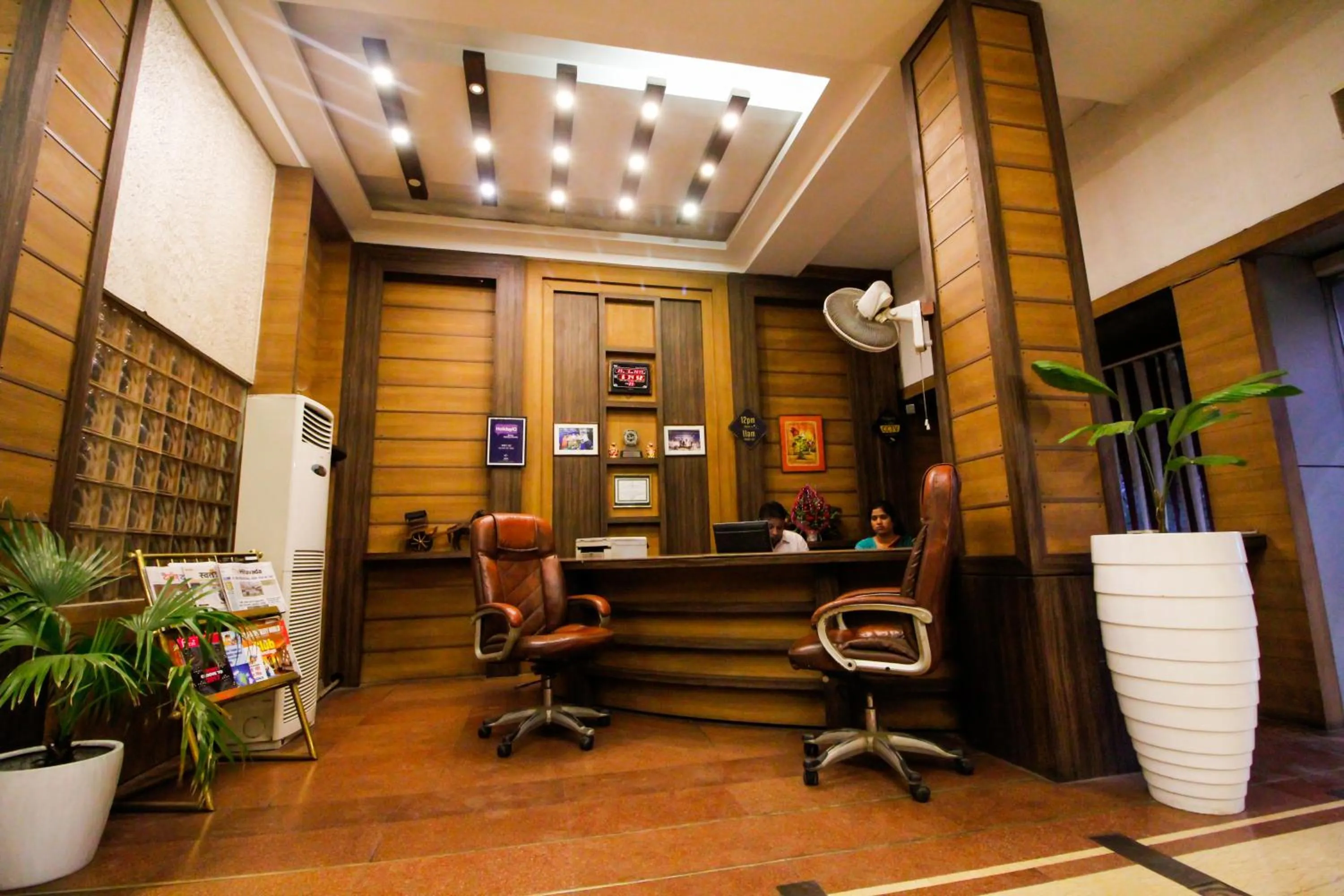 Lobby or reception in Hotel Rishi Regency