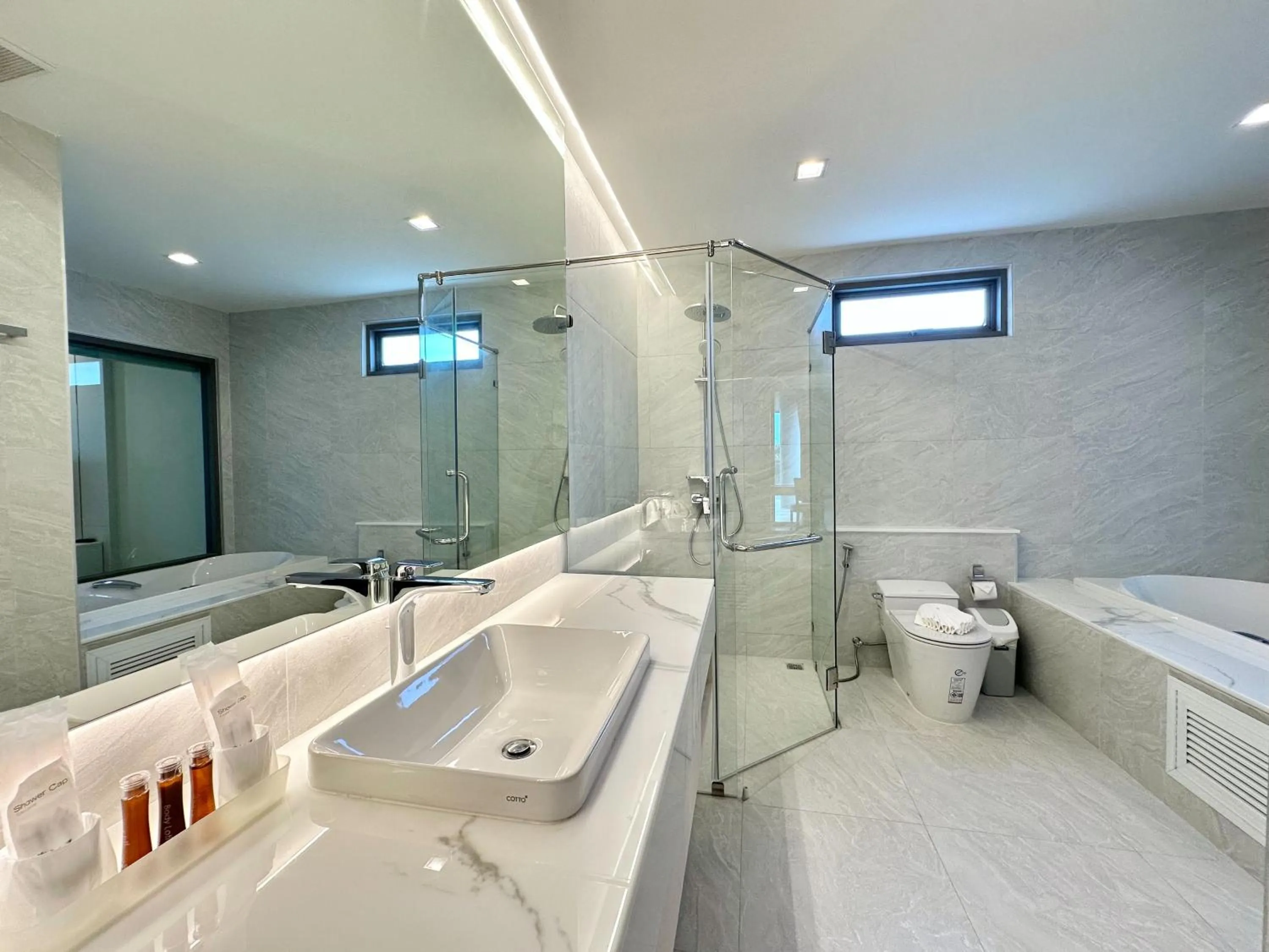 Shower in The Regent Phuket Bangtao Beach