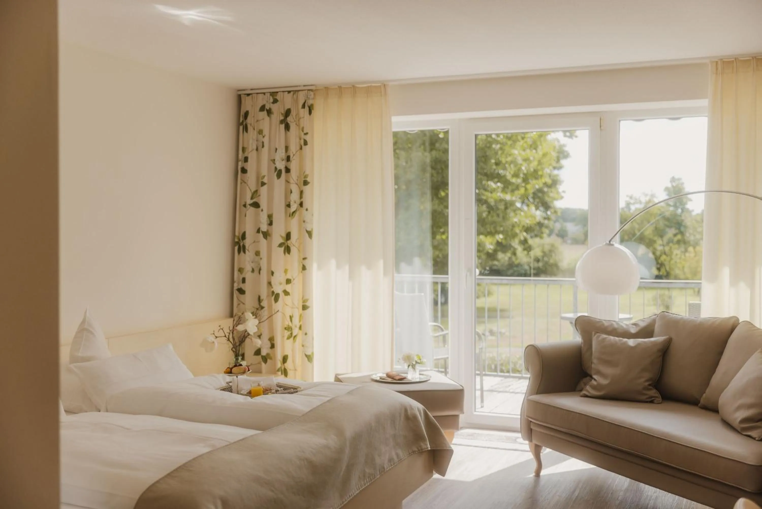Photo of the whole room, Bed in Landhotel Stähle