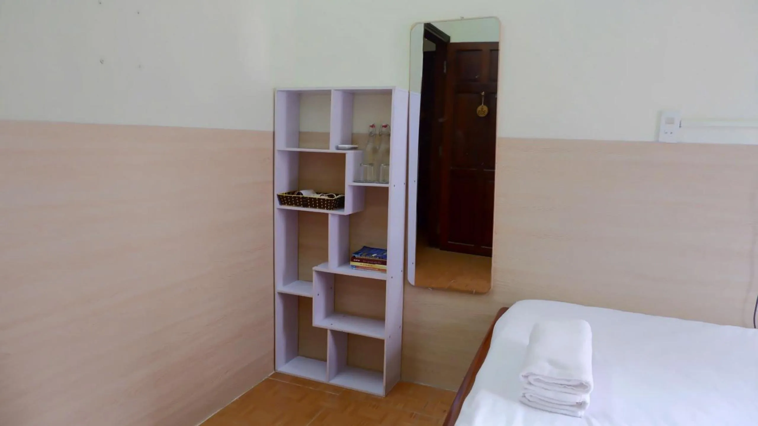 Bed in Hue Ancient Town - Homestay in Hue