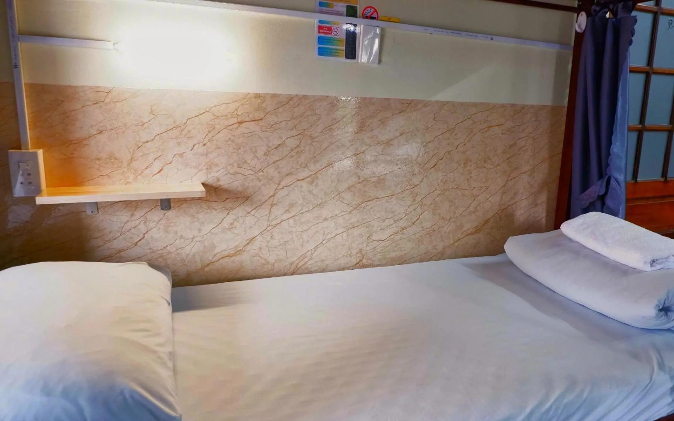 Bed in Hue Ancient Town - Homestay in Hue