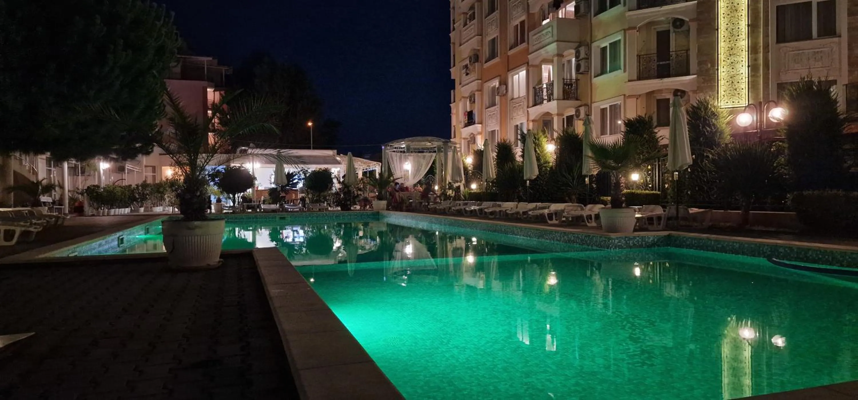 Vanilla Garden Apartments