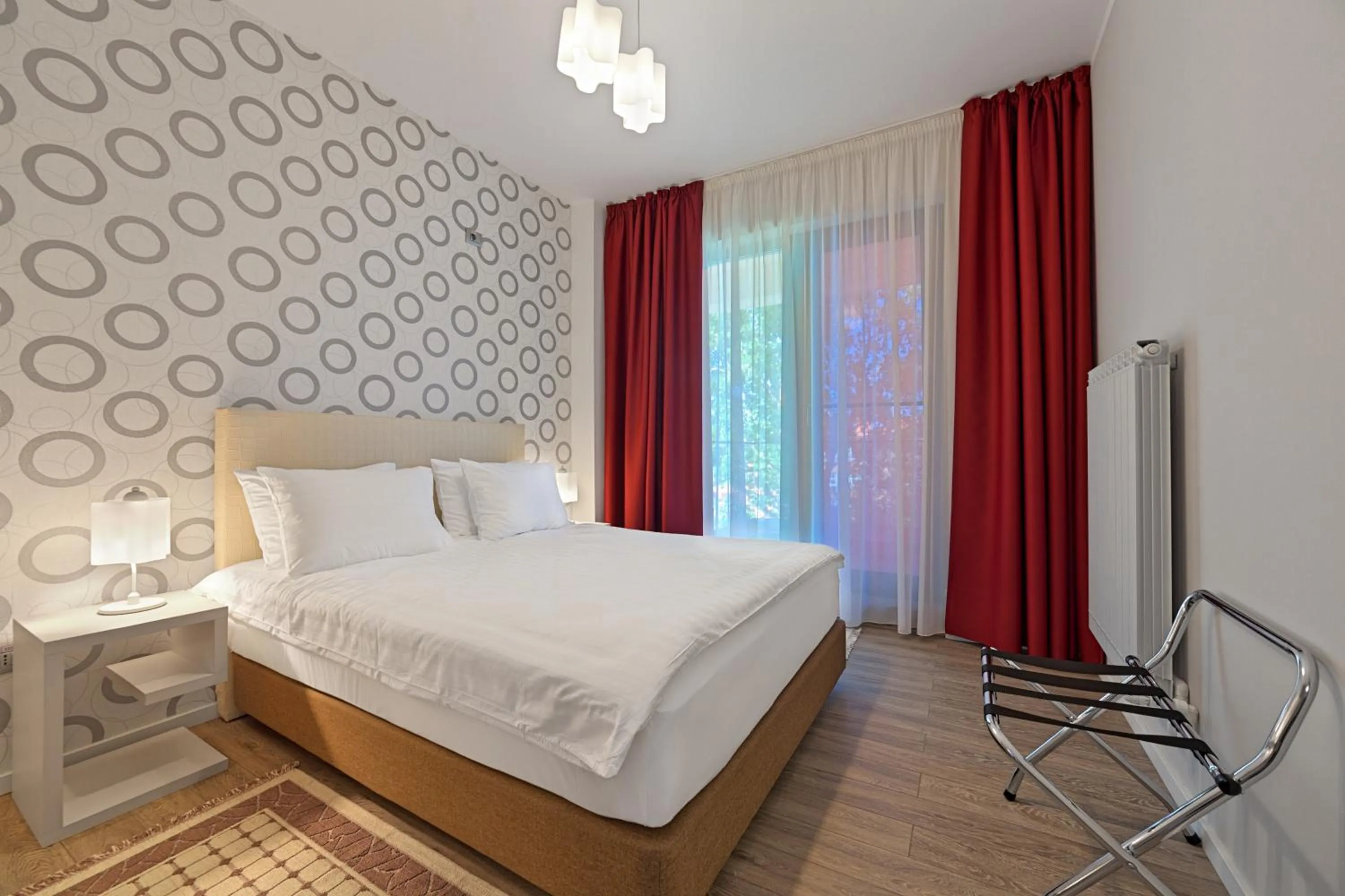 Bedroom, Bed in Tomis Garden Apartments Mamaia