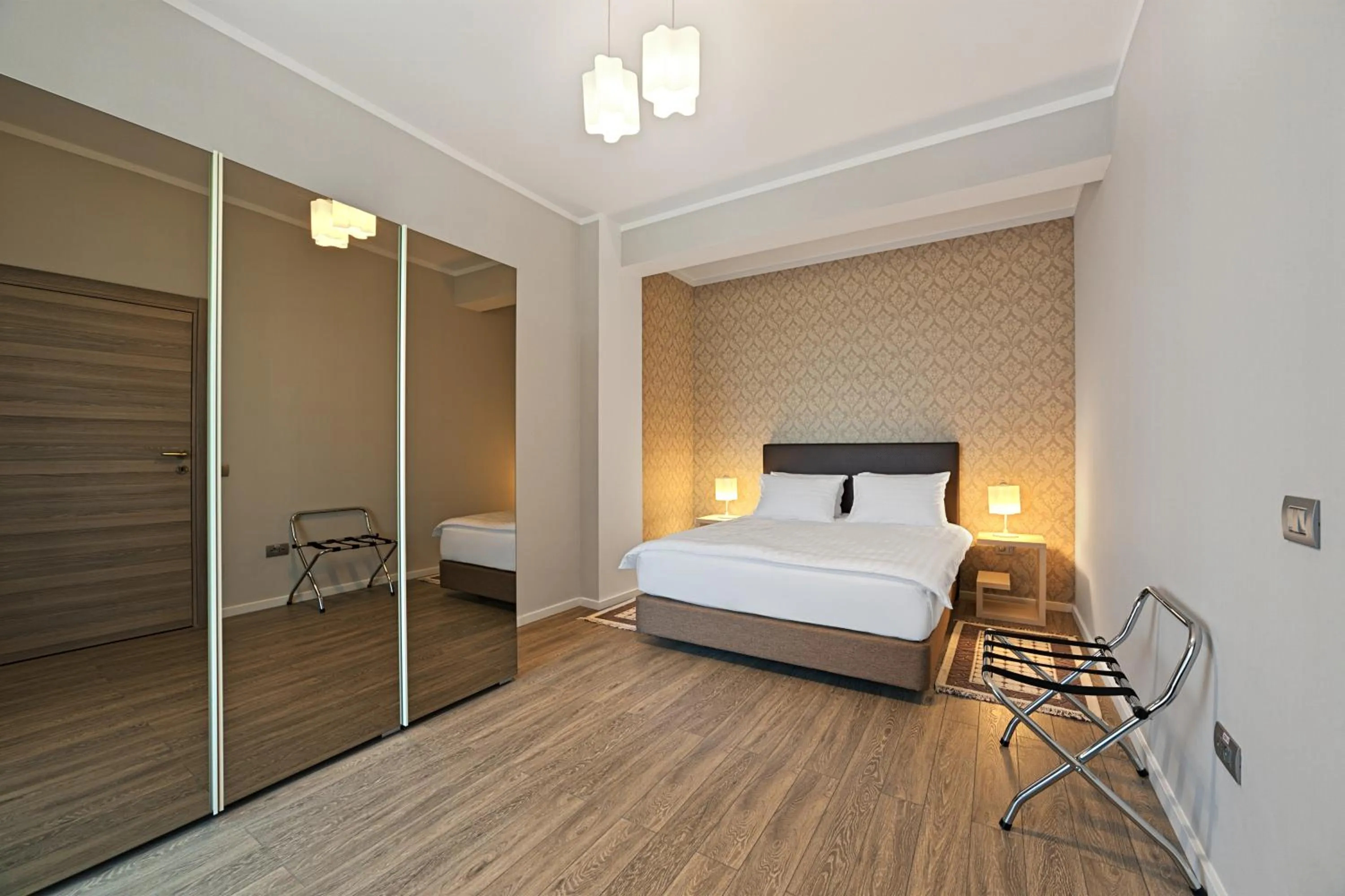 Bedroom, Bed in Tomis Garden Apartments Mamaia