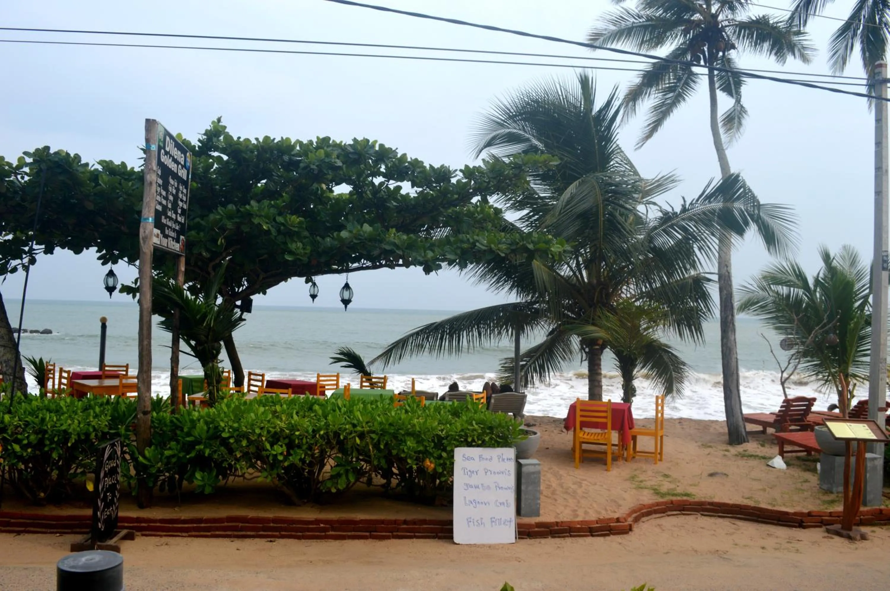 Dilena Beach Inn