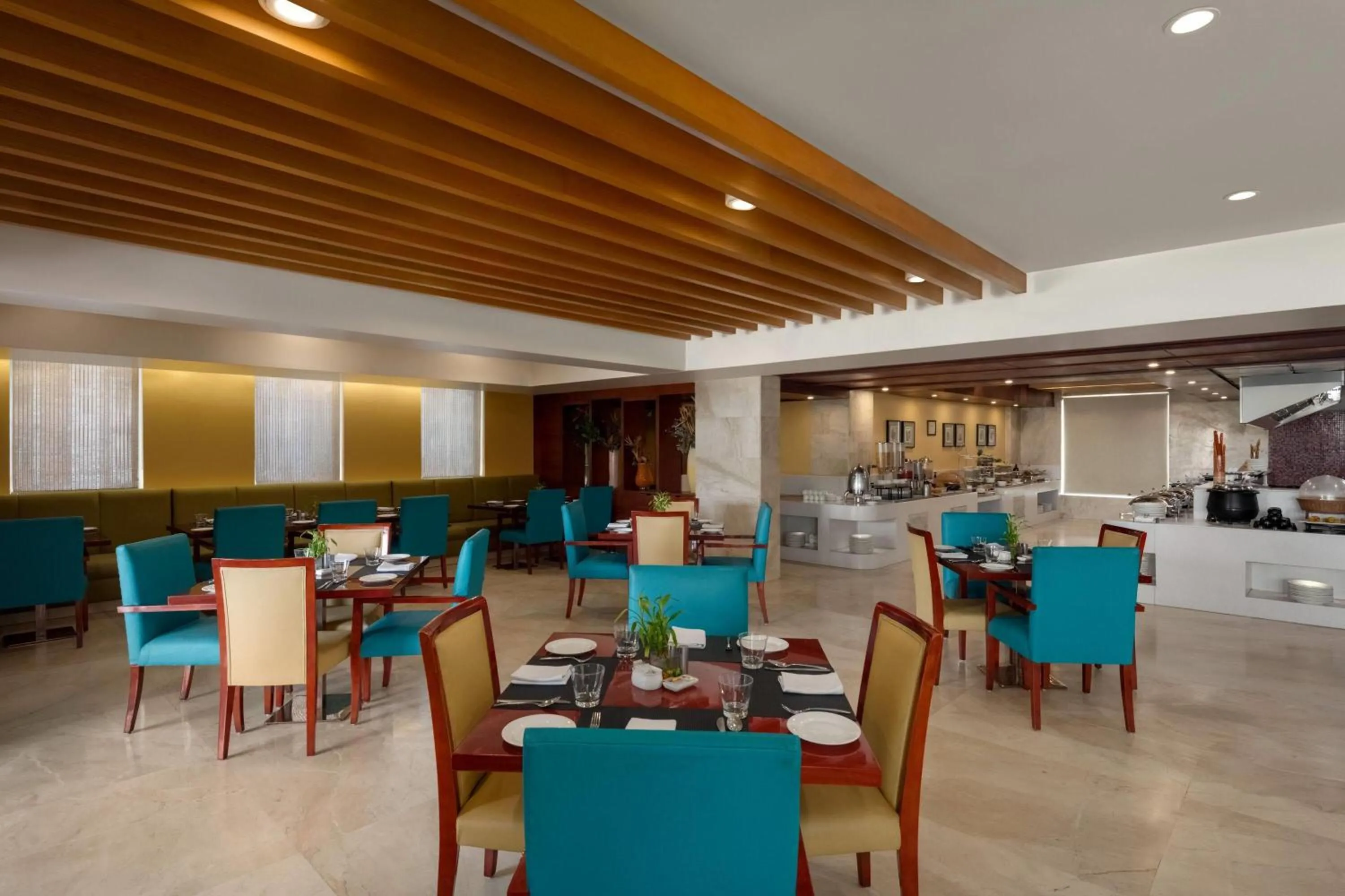 Restaurant/places to eat in Ramada by Wyndham Ghaziabad Vasundhara