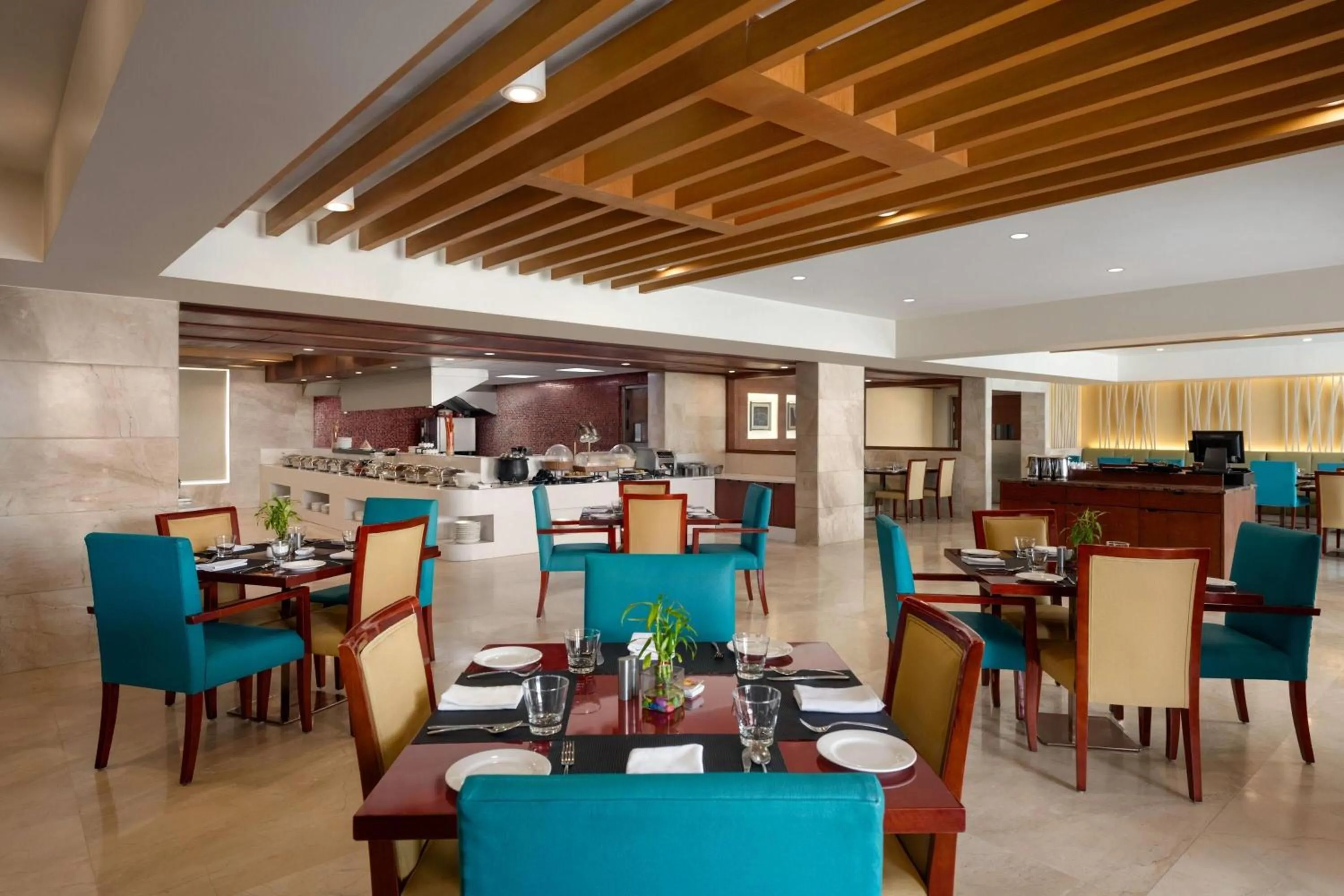 Restaurant/places to eat in Ramada by Wyndham Ghaziabad Vasundhara