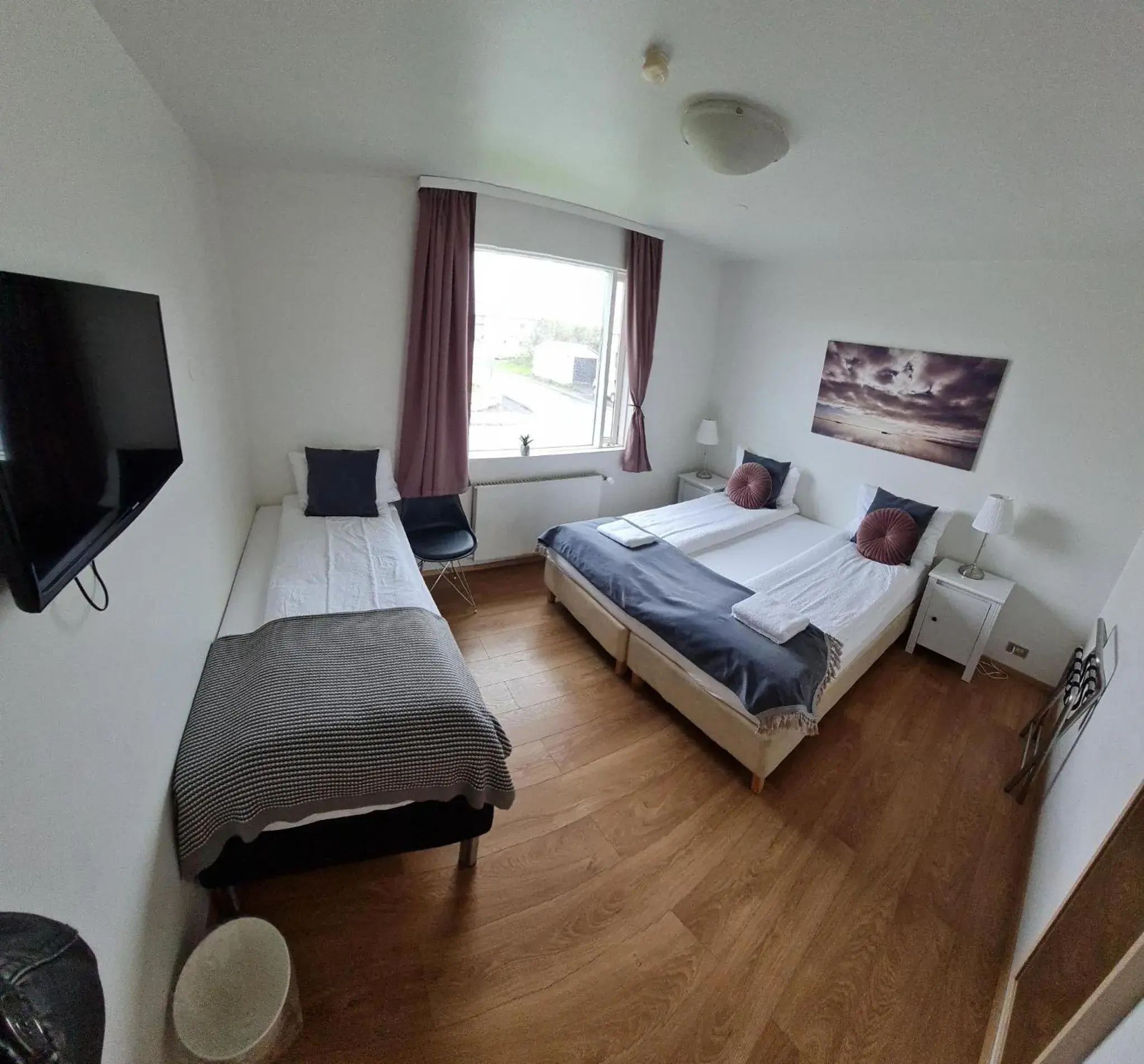 Economy Double Room with Shared Bathroom - Annex in Höfn Guesthouse Economy Double Room with Shared Bathroom - Annex in Höfn Guesthouse