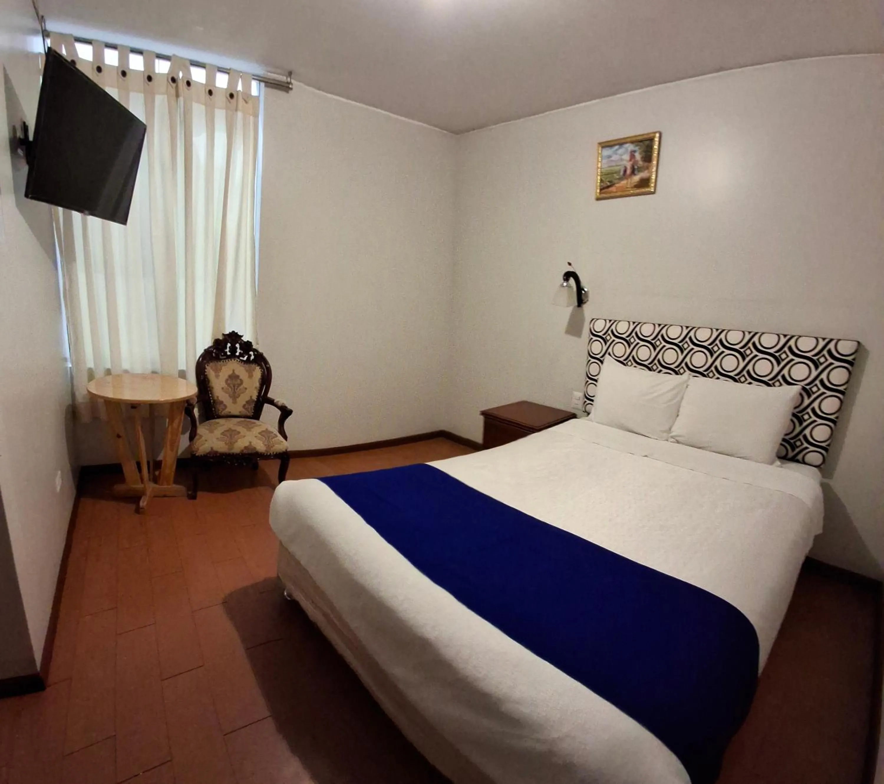 Photo of the whole room, Bed in Hotel Sideral AQP