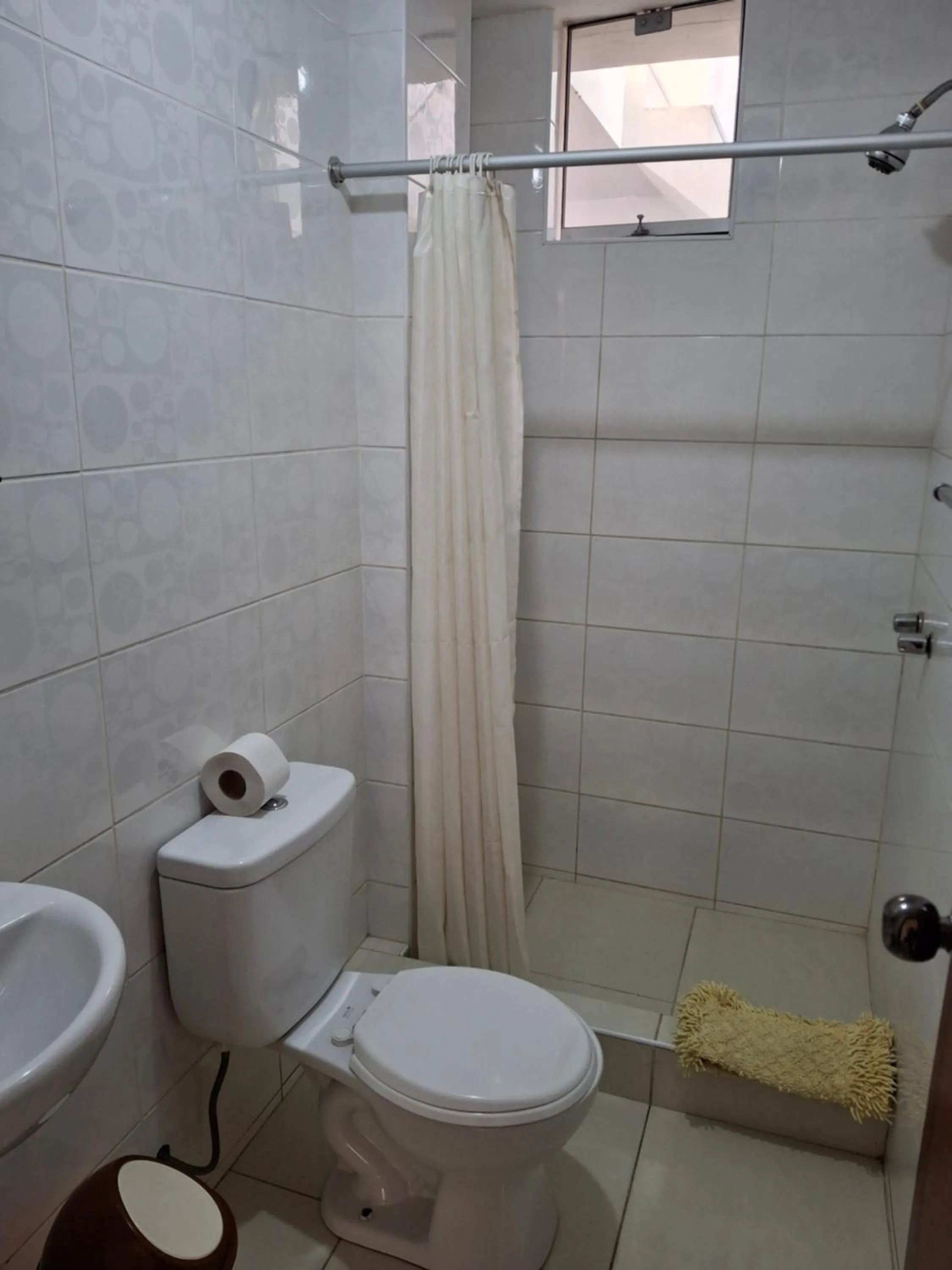 Bathroom in Hotel Sideral AQP