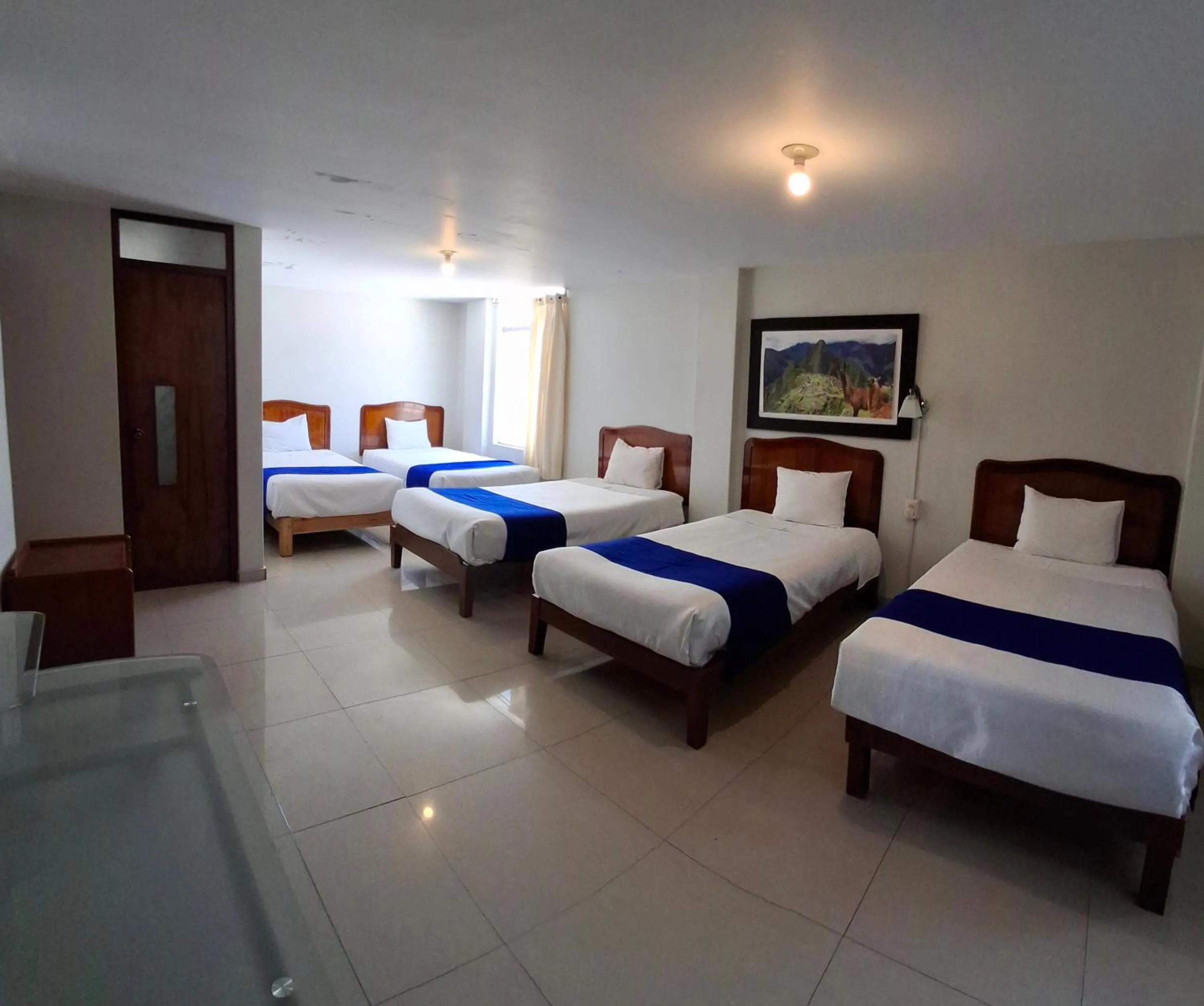 Photo of the whole room, Bed in Hotel Sideral AQP