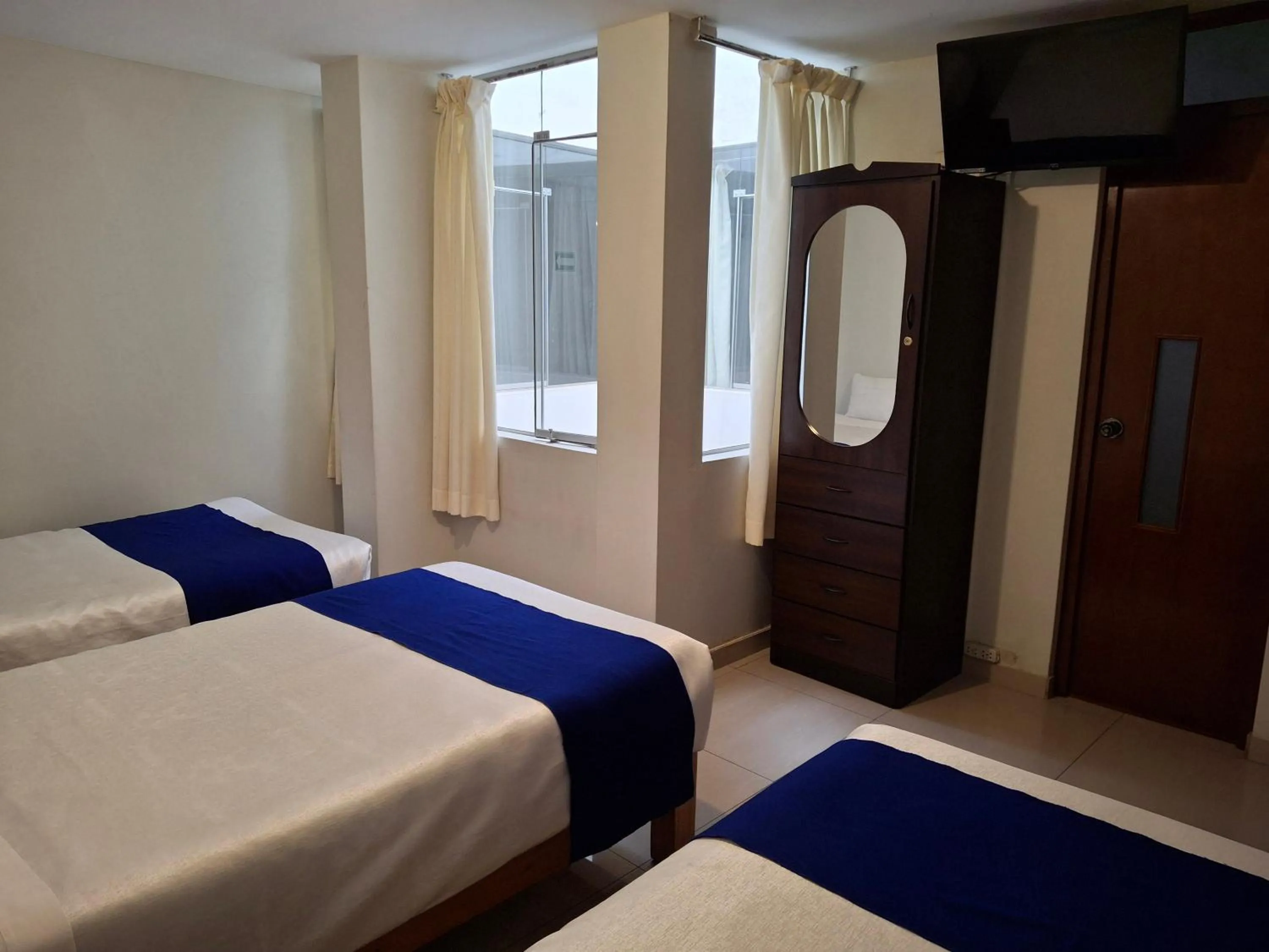 Photo of the whole room, Bed in Hotel Sideral AQP