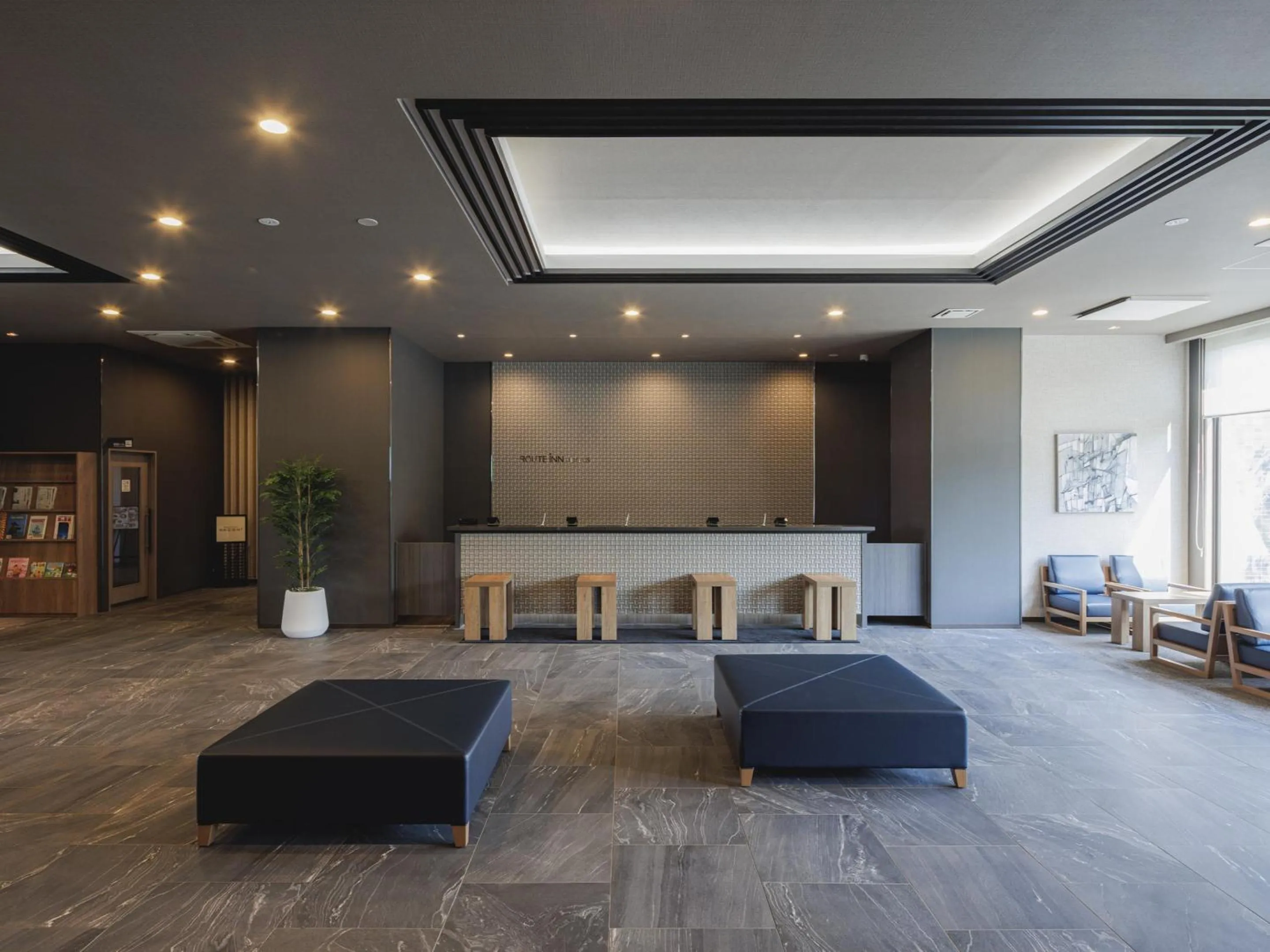 Lobby or reception in Hotel Route Inn Kyoto Kumiyama