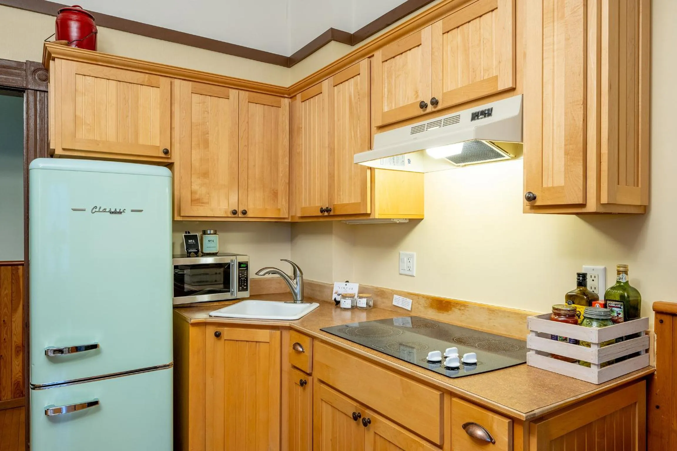 kitchen in Victoria Falls House Inn