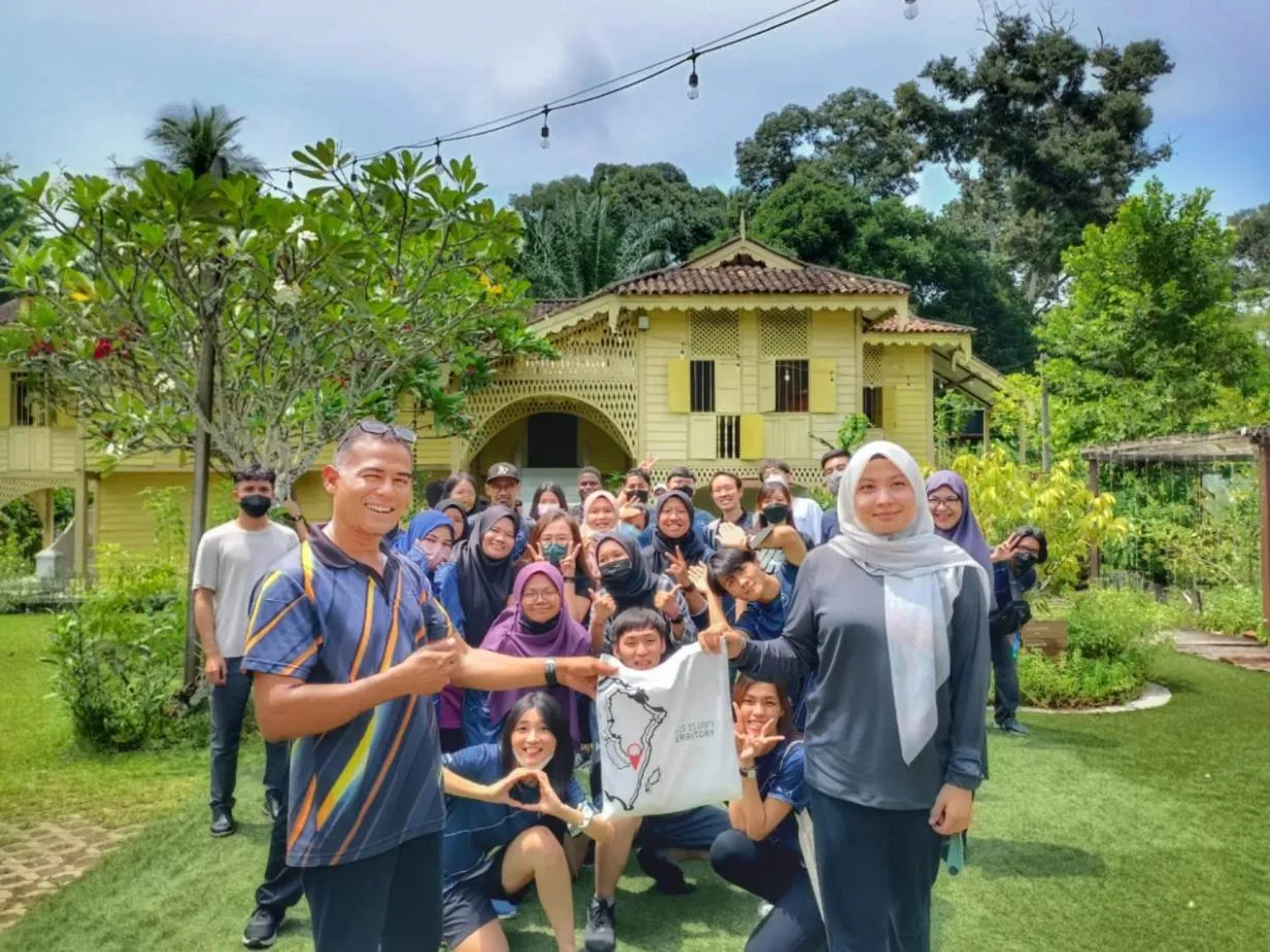 Activities in Bagas Zakariah Orchard Lodge