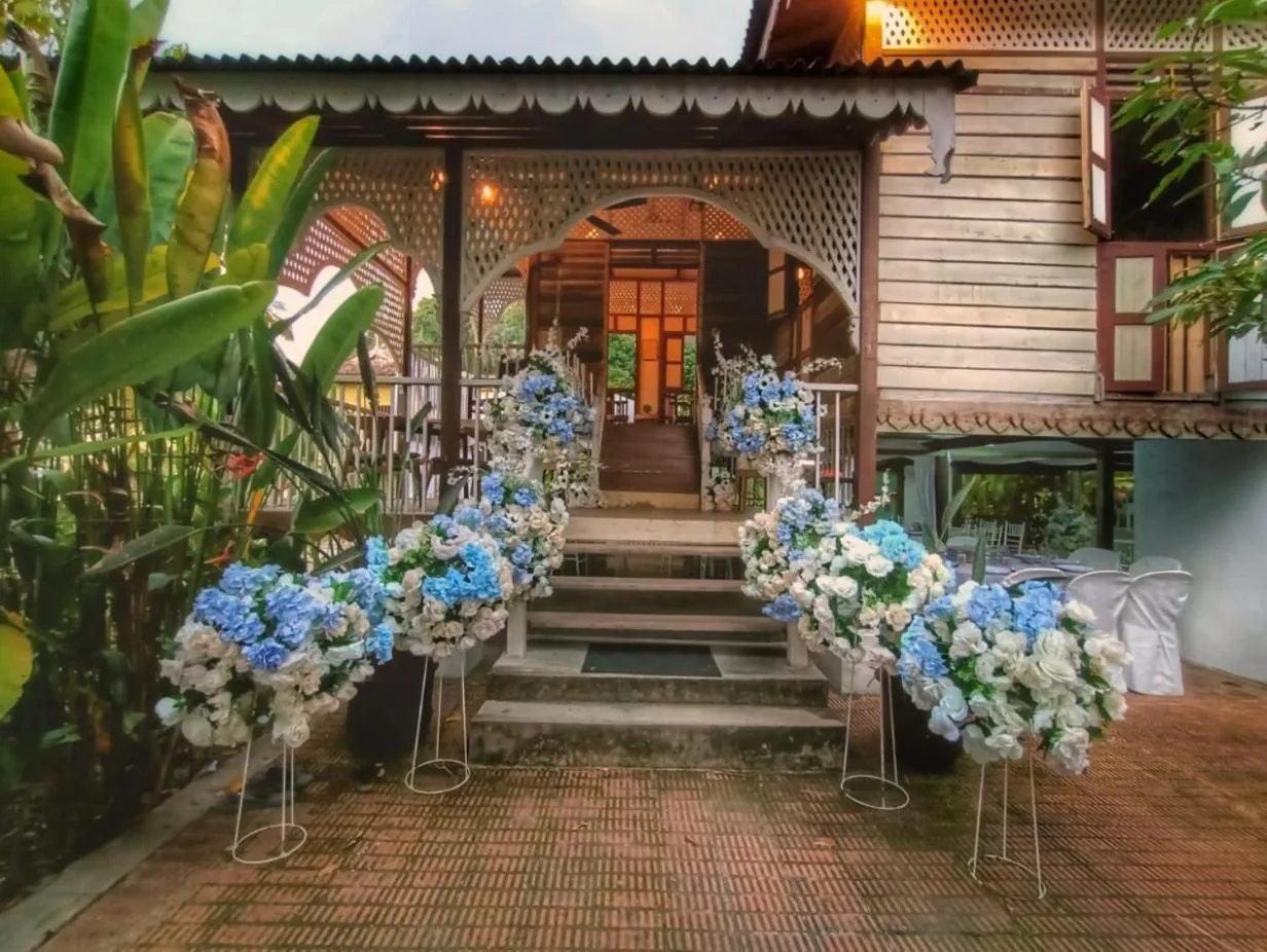 wedding in Bagas Zakariah Orchard Lodge