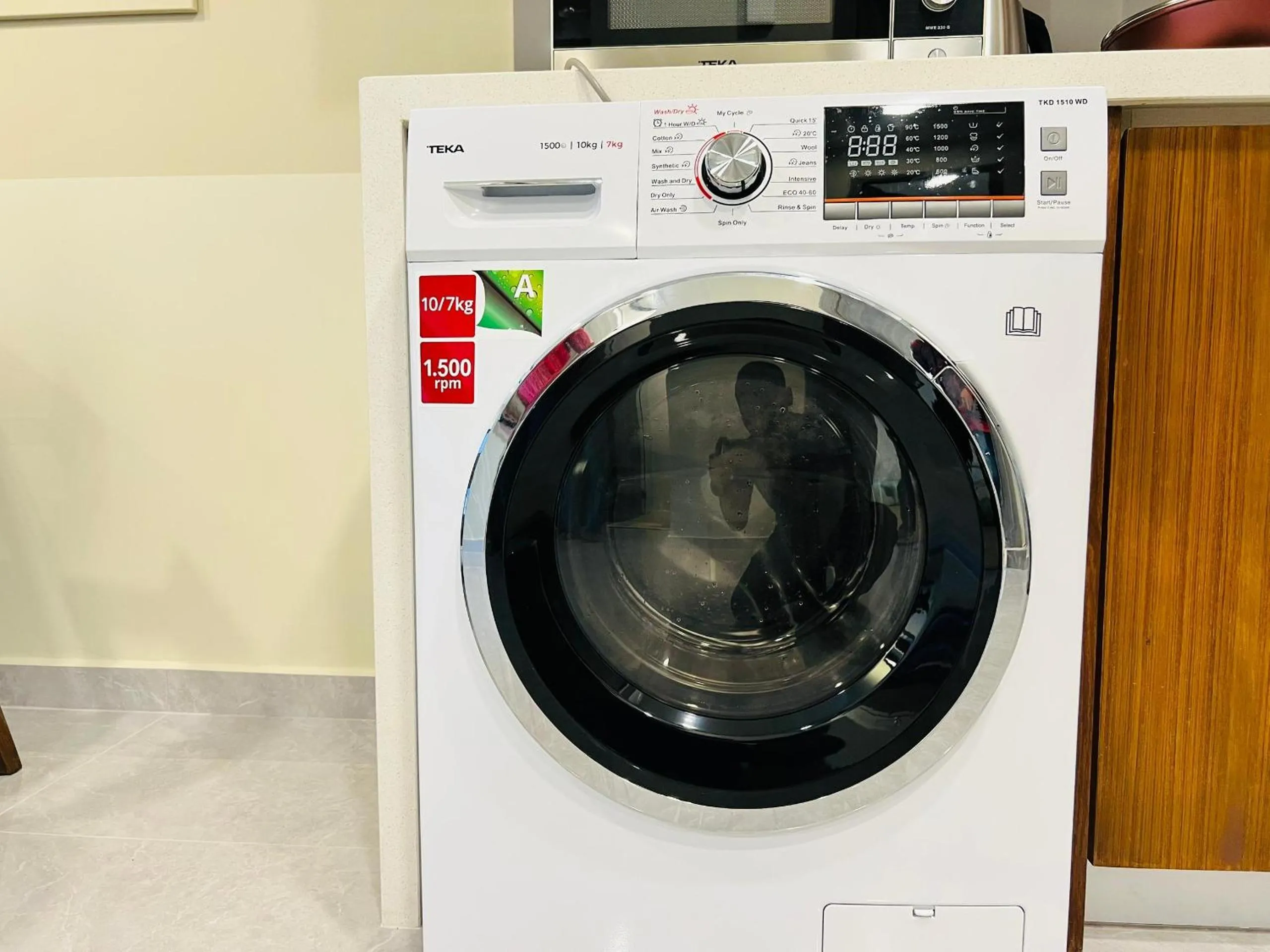 washing machine in Agile Bukit Bintang by DeUrban