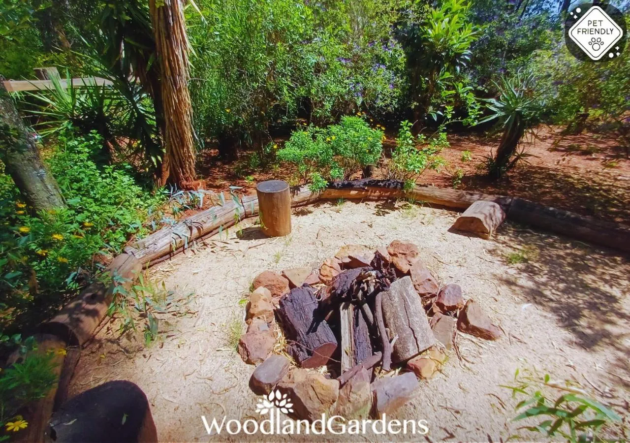 Garden in Woodland Gardens Self catering Pet Friendly Lodge
