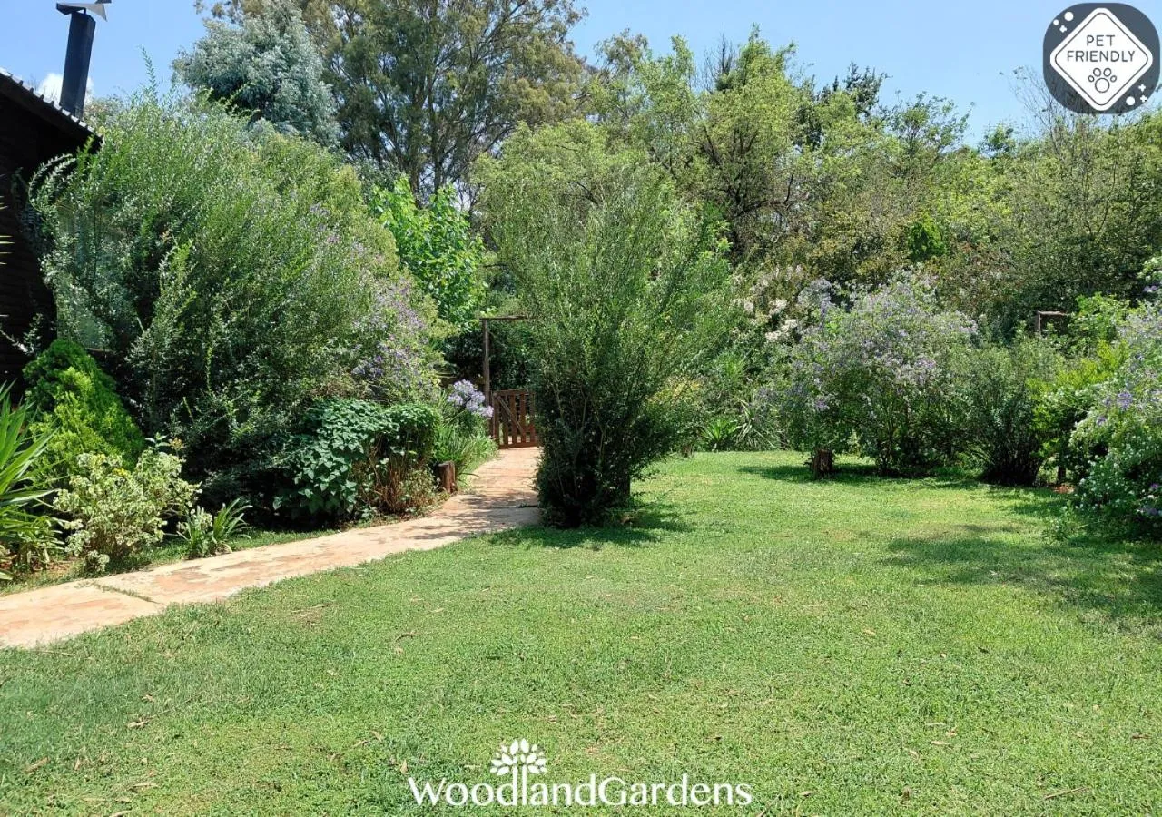 Garden in Woodland Gardens Self catering Pet Friendly Lodge