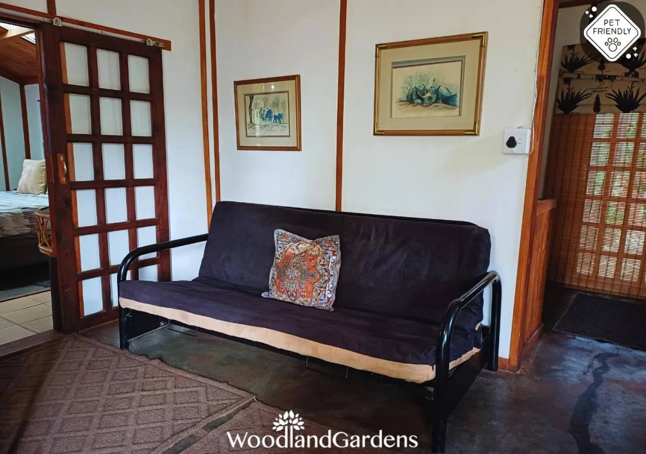 Seating area in Woodland Gardens Self catering Pet Friendly Lodge