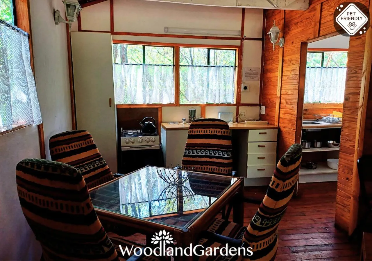 Kitchen or kitchenette in Woodland Gardens Self catering Pet Friendly Lodge