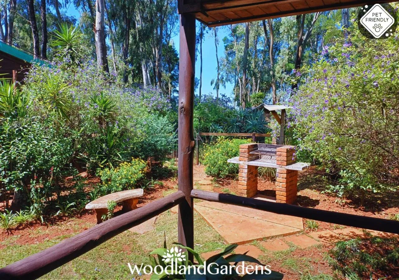 BBQ facilities in Woodland Gardens Self catering Pet Friendly Lodge