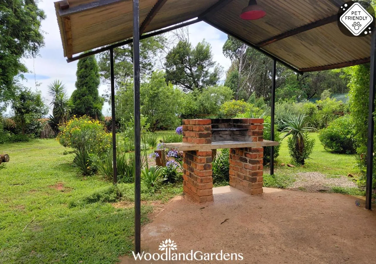 BBQ facilities in Woodland Gardens Self catering Pet Friendly Lodge