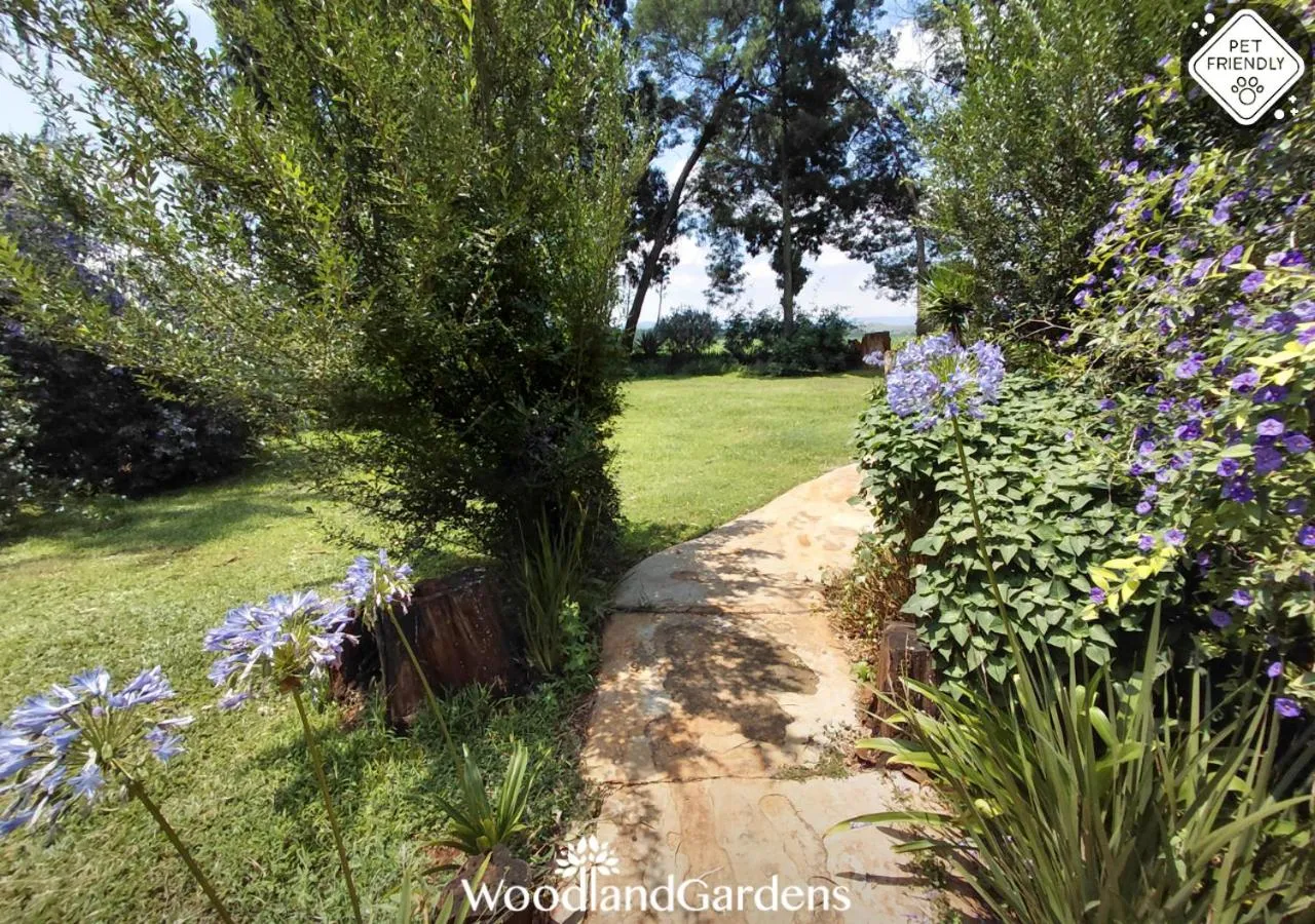 Garden in Woodland Gardens Self catering Pet Friendly Lodge