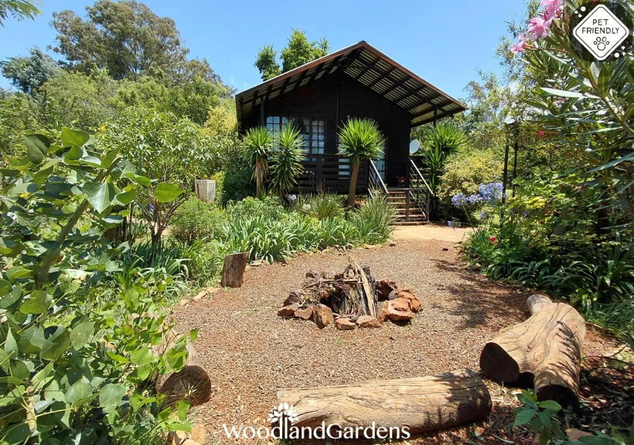 Property building in Woodland Gardens Self catering Pet Friendly Lodge