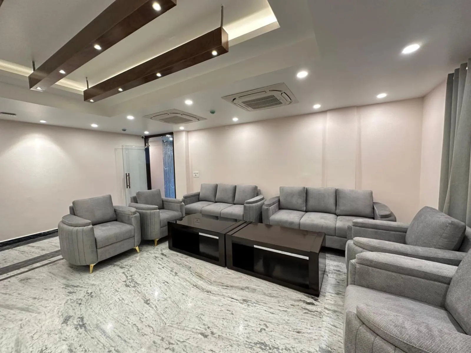 Luxe Haven Residency