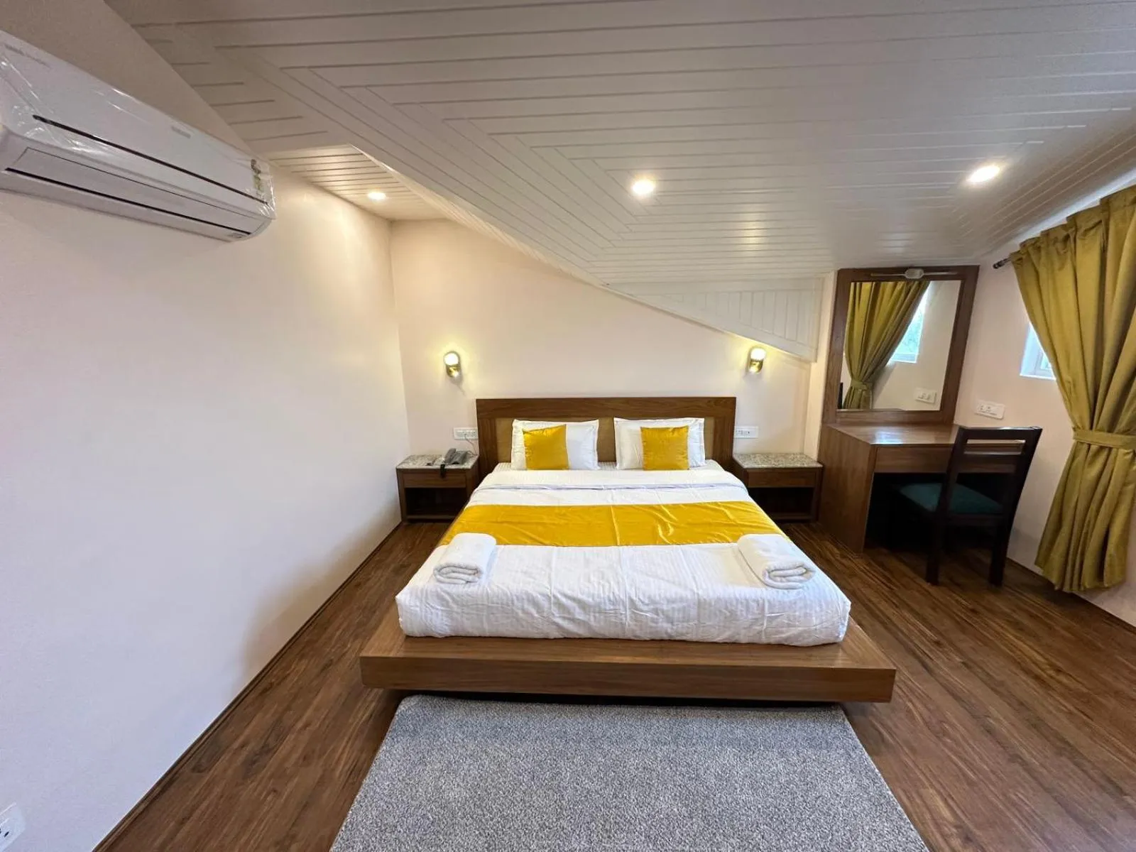 Bed in Luxe Haven Residency