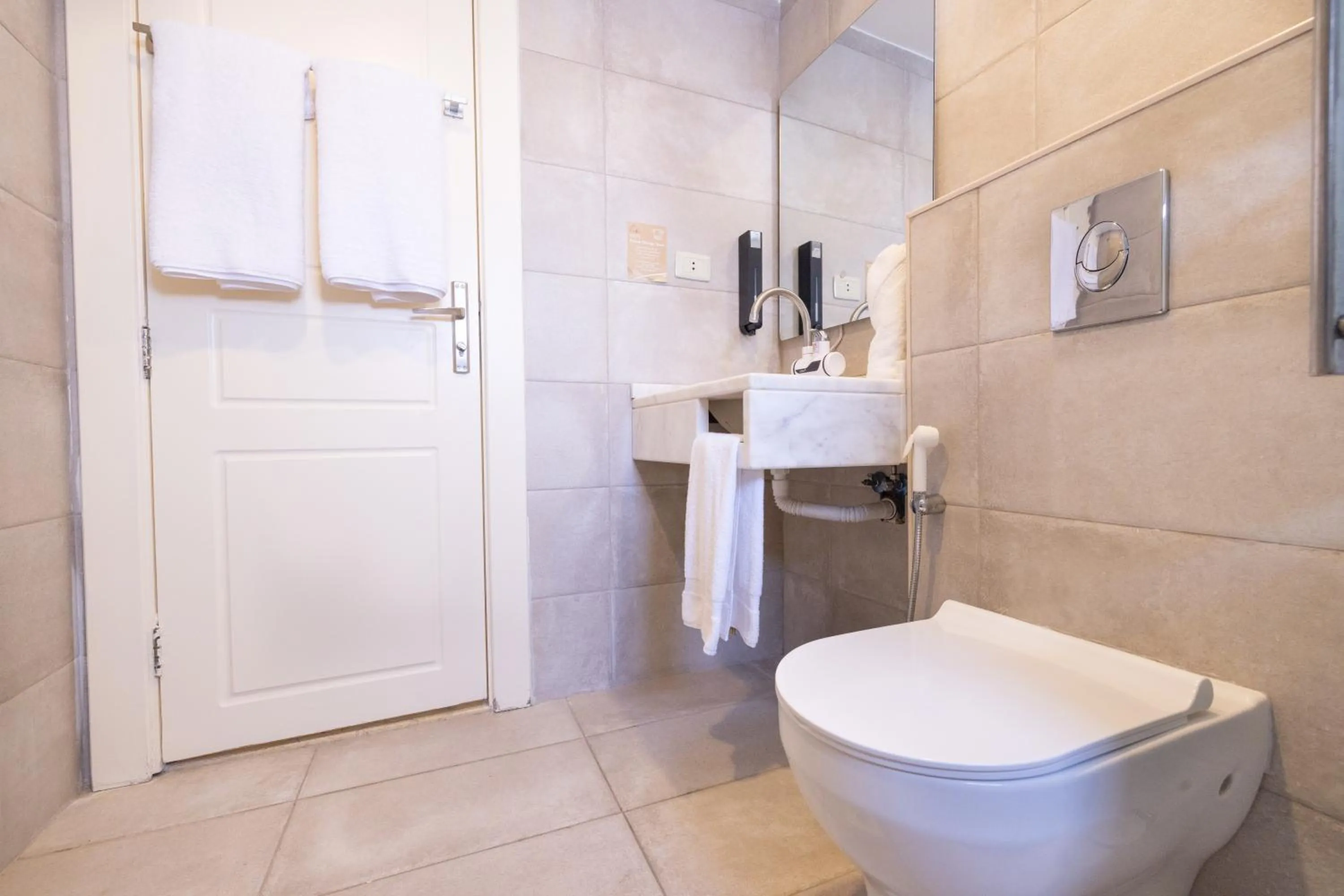 Shower in Sukoon Hotel Amman