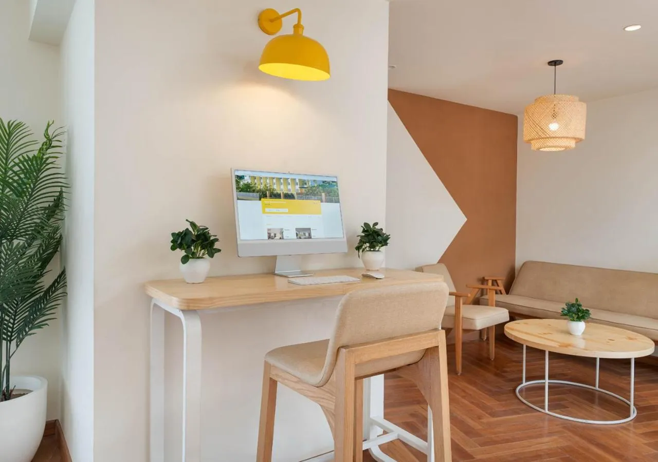 Lobby or reception in Bloom Boutique l Dal Lake