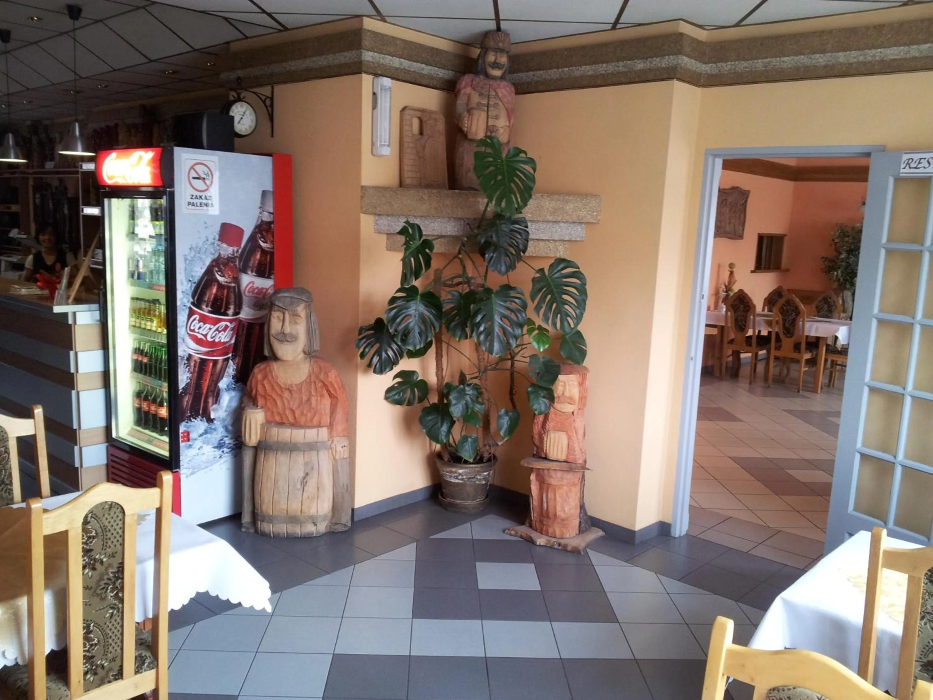 Restaurant/places to eat in Hotel Staropolski