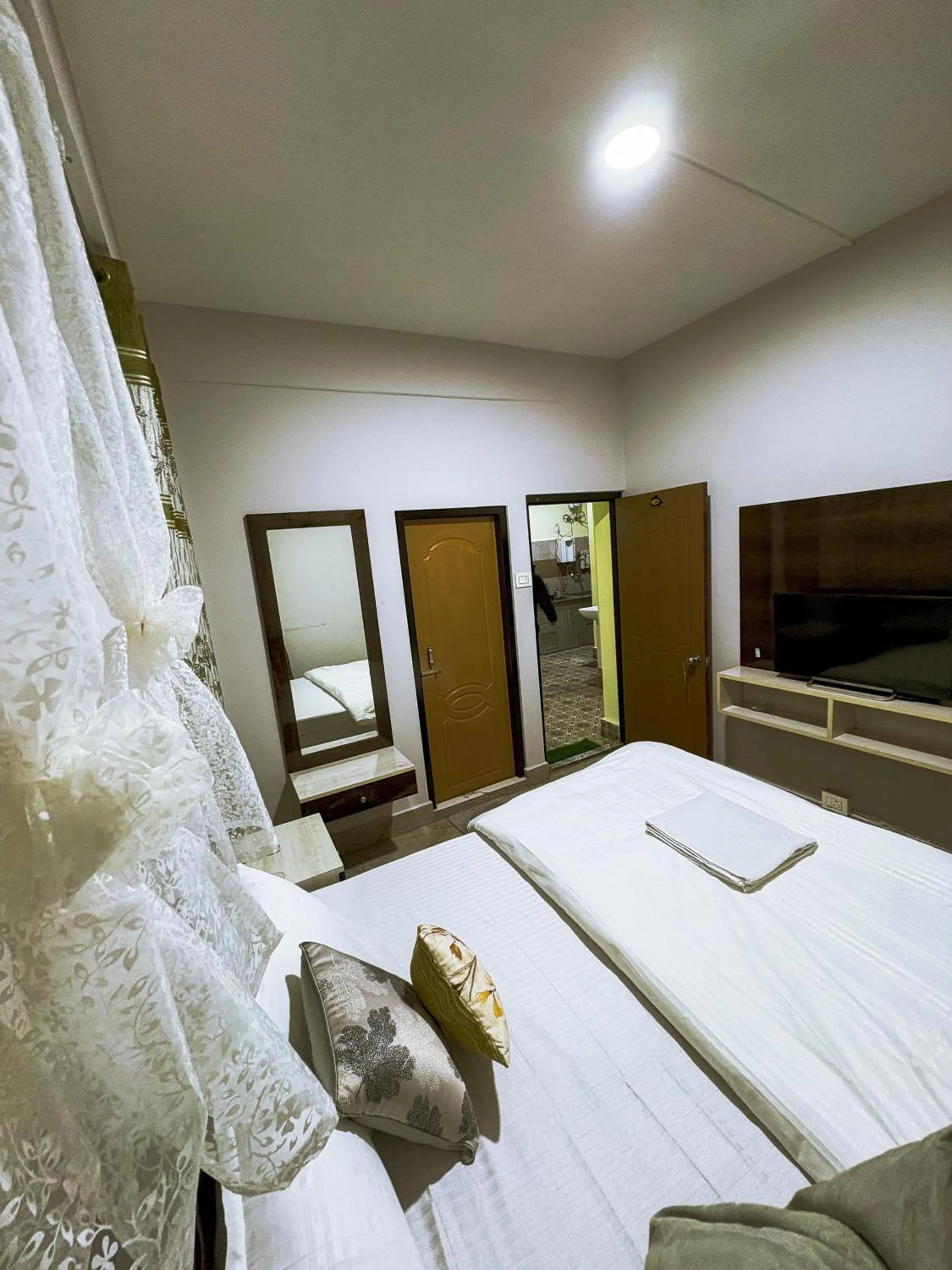 Bed in Darjeeling Homes The Grace