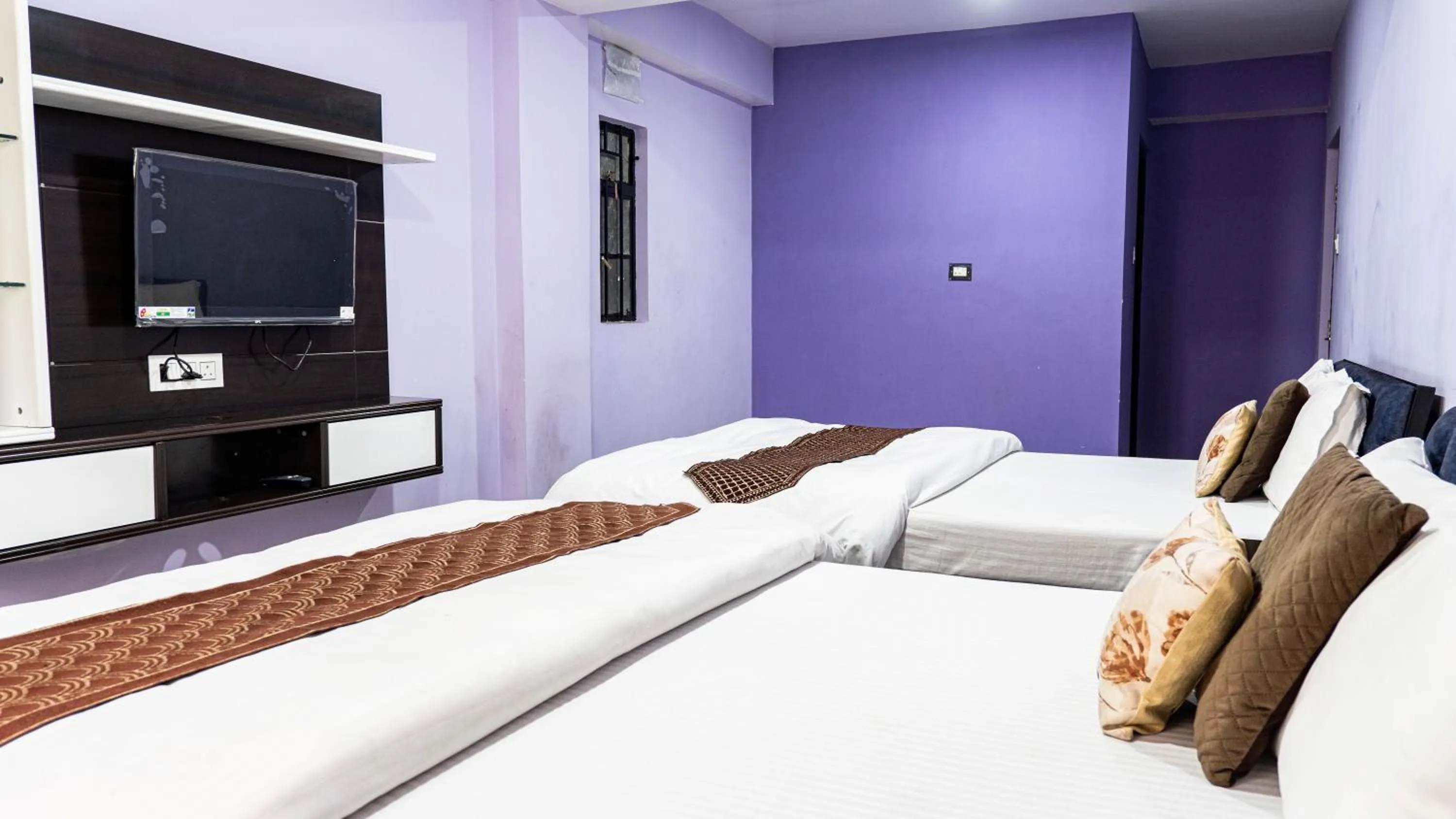 Bed in Darjeeling Homes The Grace