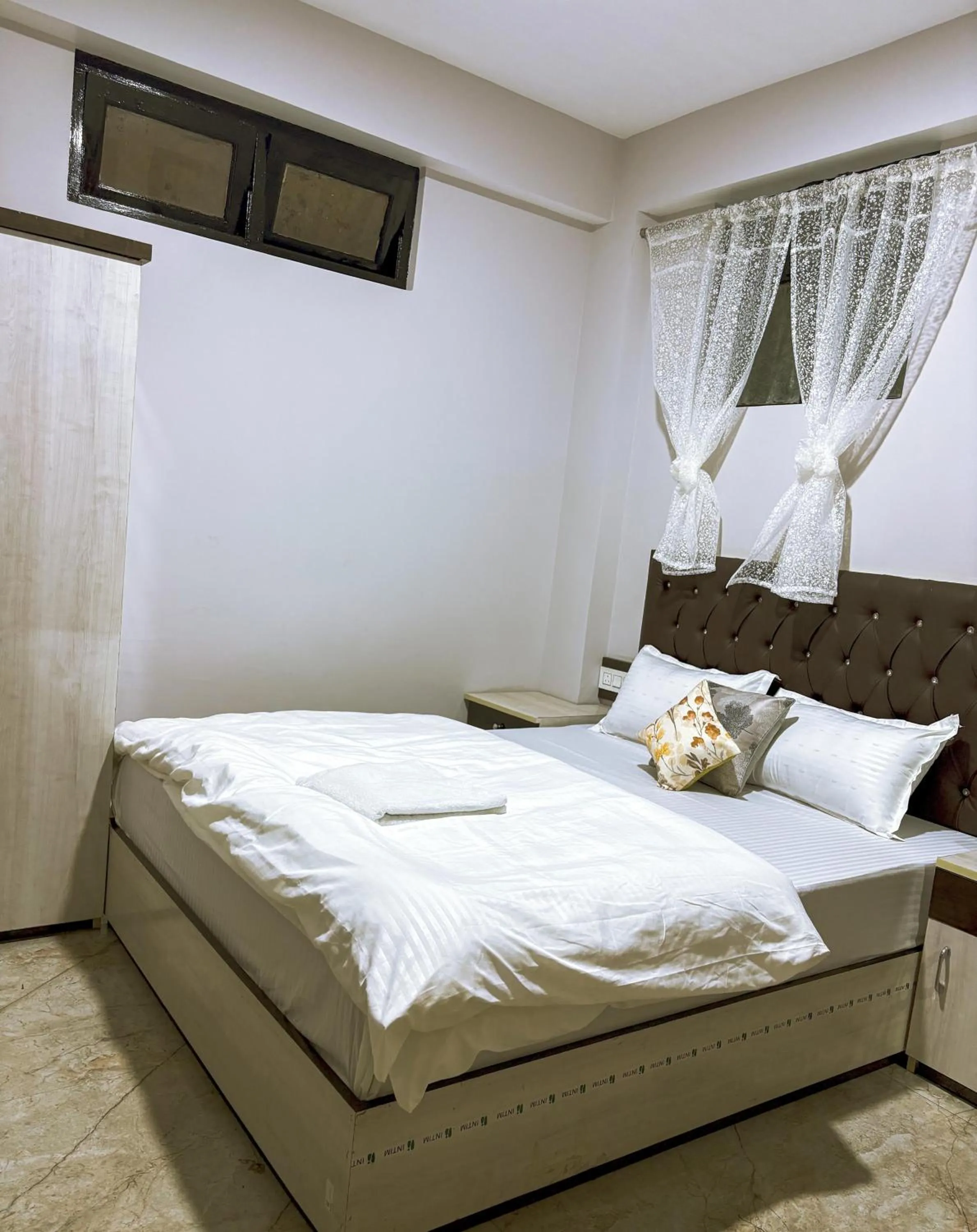 Bed in Darjeeling Homes The Grace