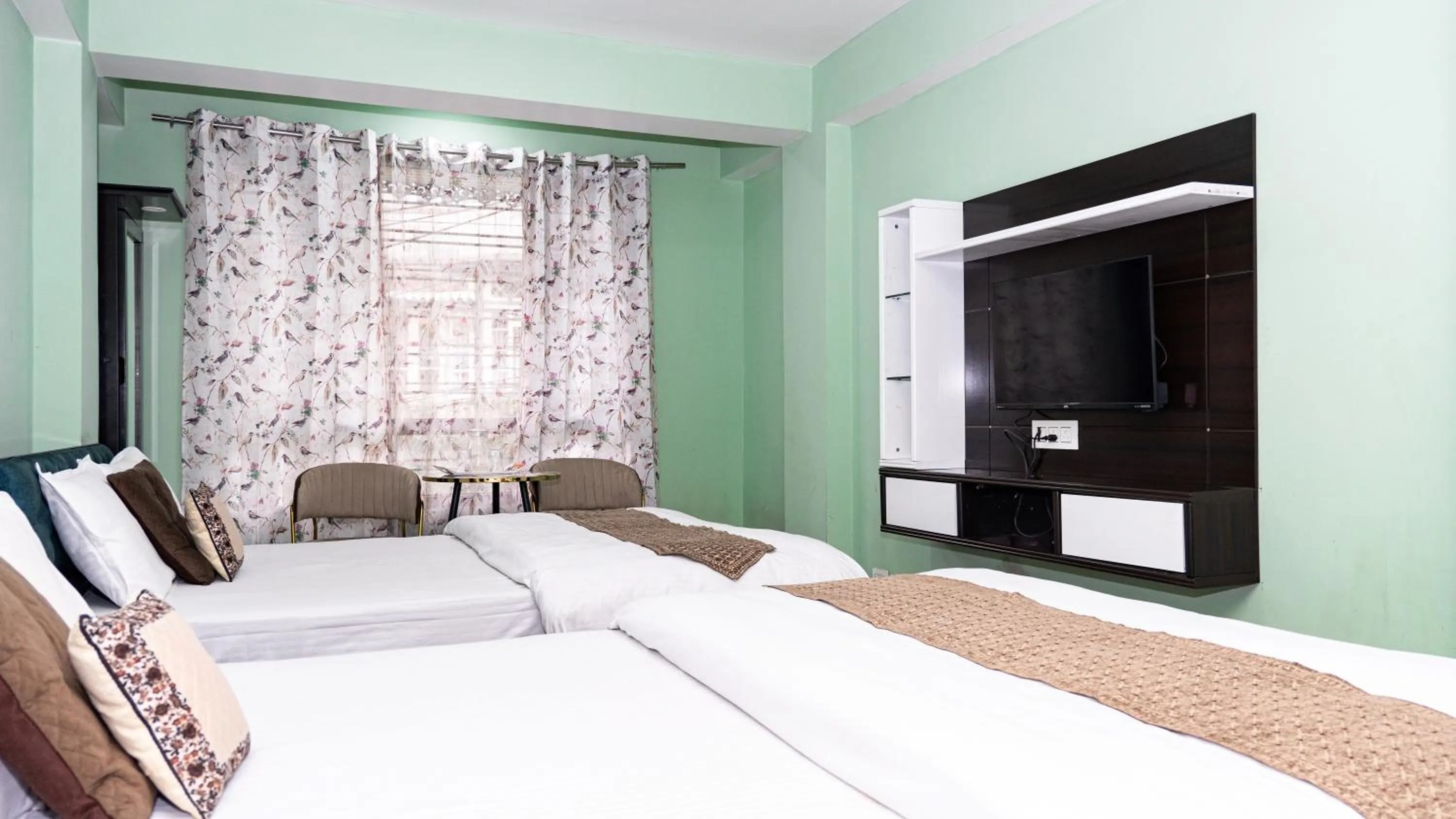 Bed in Darjeeling Homes The Grace