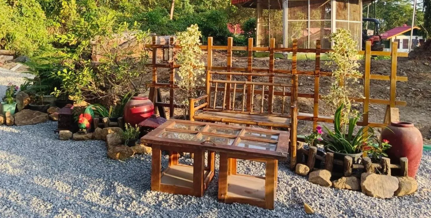 Kohchang Cabana Big Hotel with swiming pool & Beach