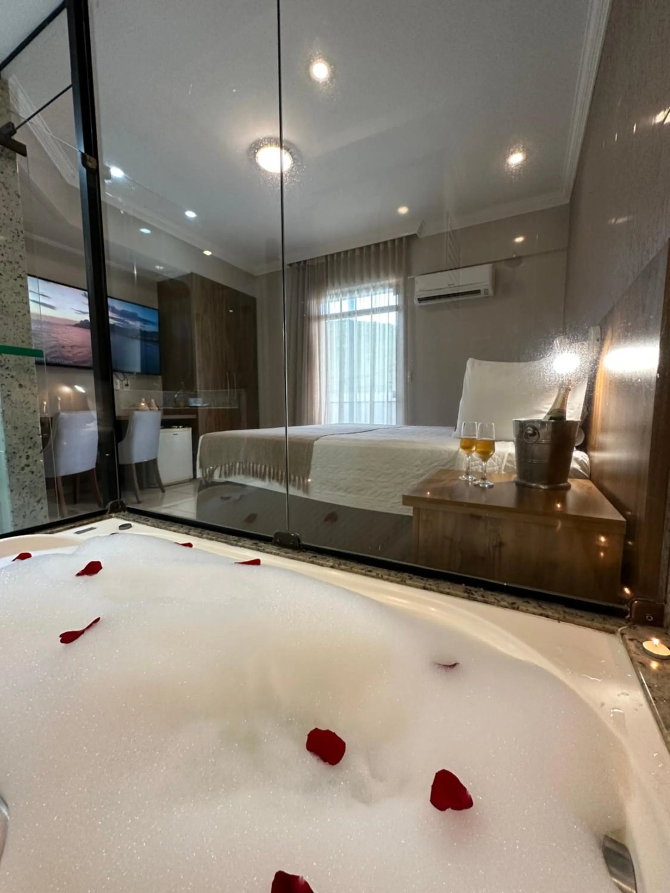 Hot Tub in Hotel Capital Das Pedras