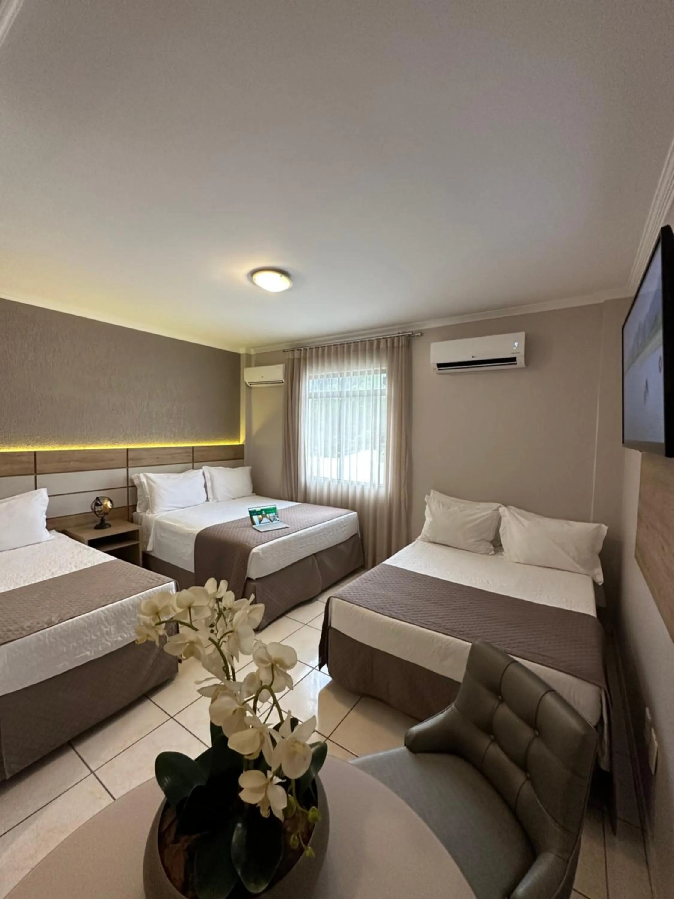 Bedroom, Bed in Hotel Capital Das Pedras