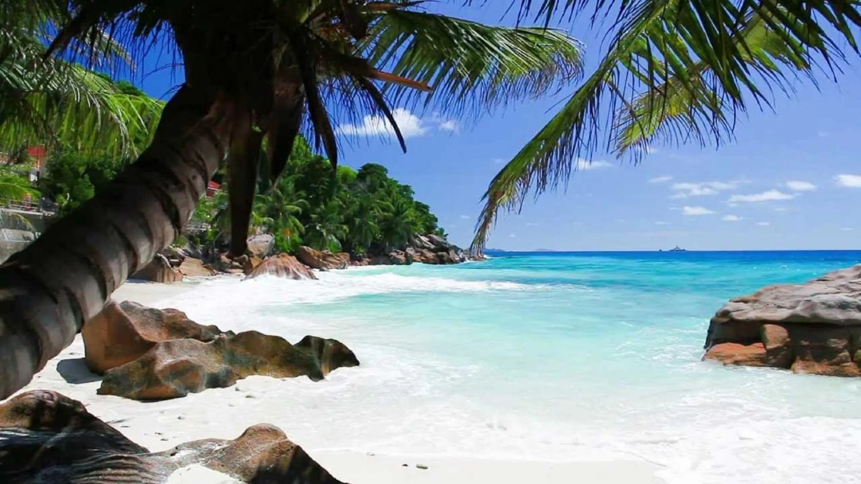 Beach in Patatran Village Hotel