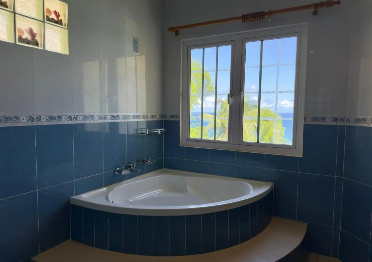 Bath in Patatran Village Hotel