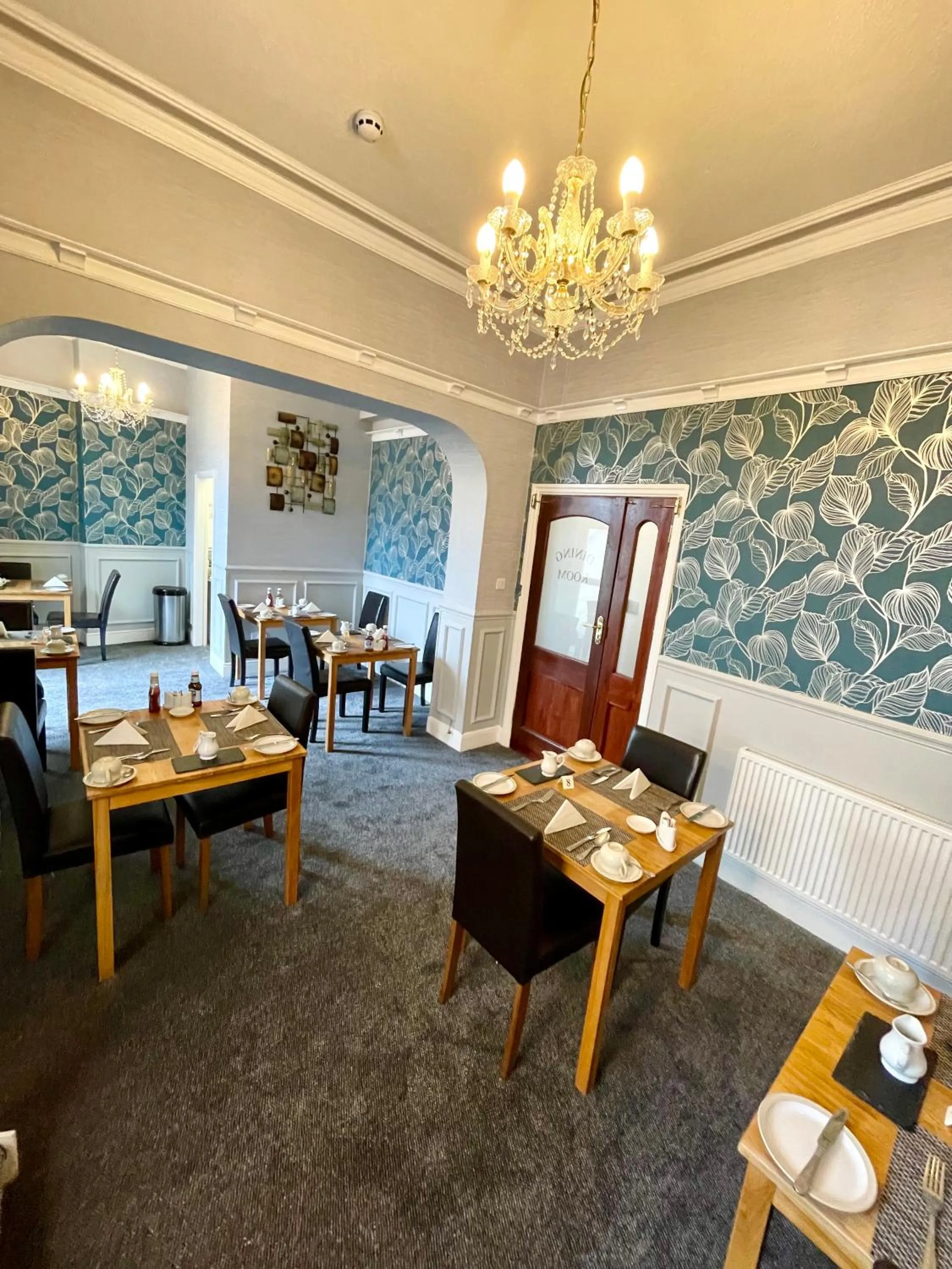 Breakfast in Milverton House