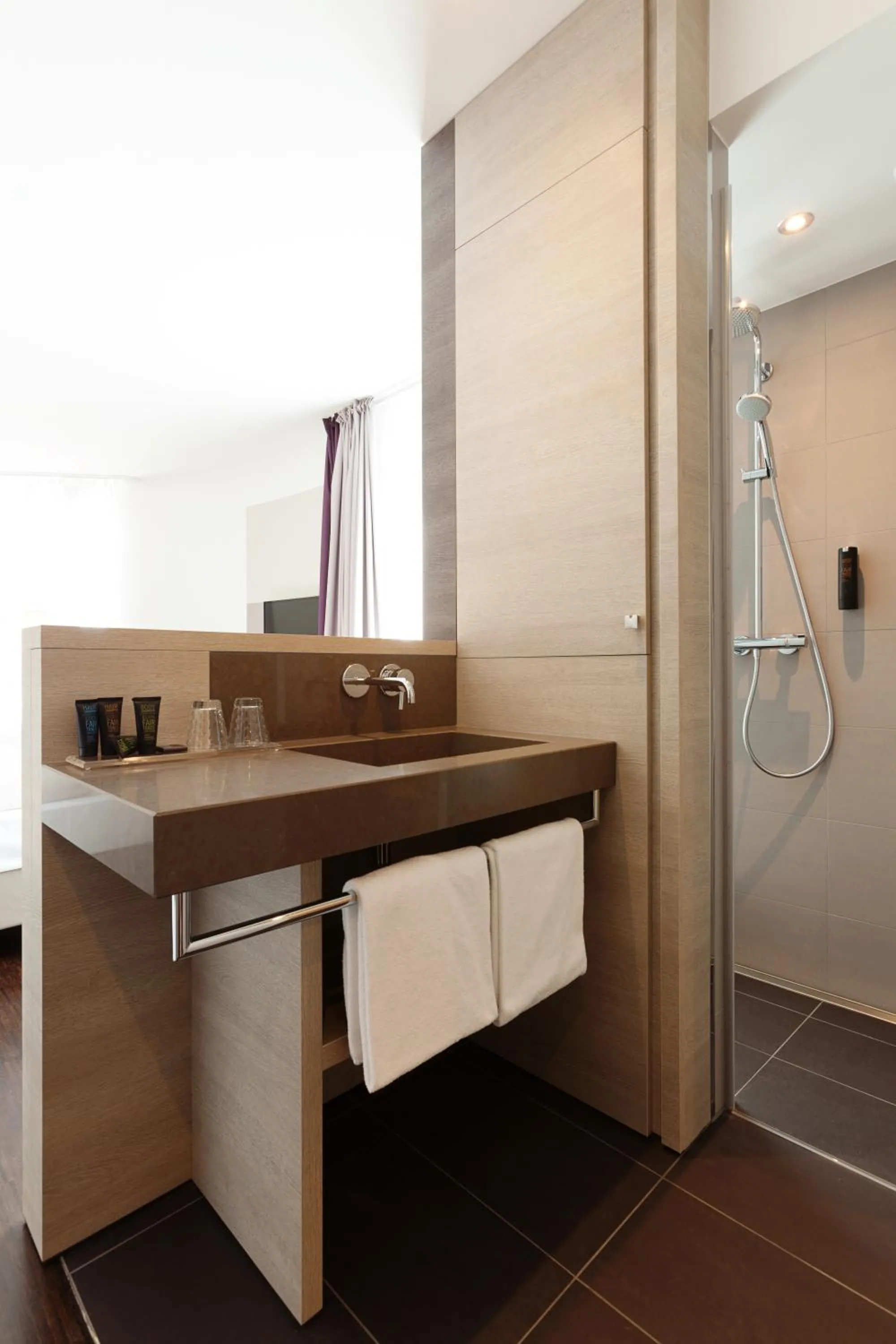 Shower in Vienna House Easy by Wyndham Osnabrück City & Apartments